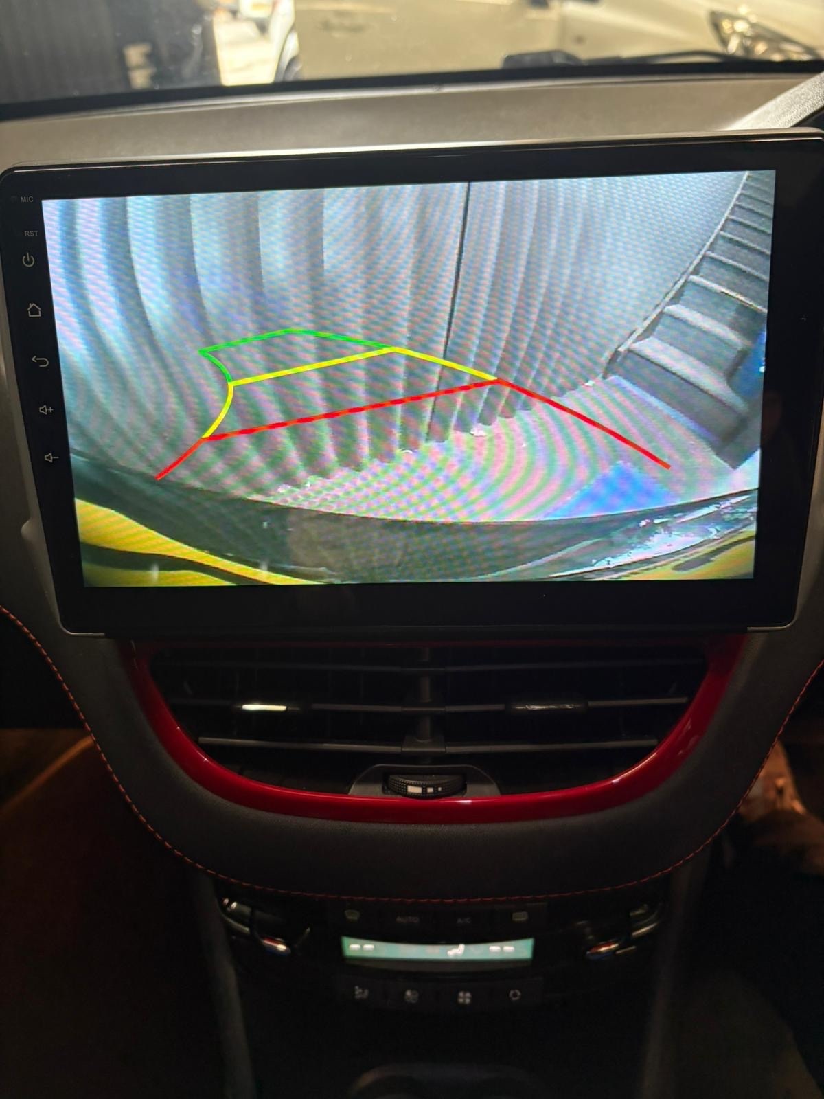 Used Peugeot 208 2013 for sale - 76627216: Photo 17