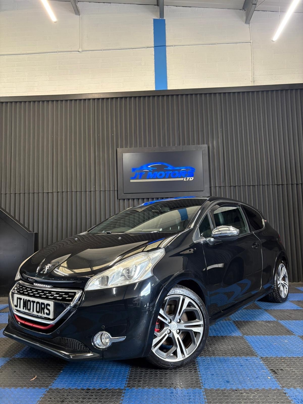 Used Peugeot 208 2013 for sale - 76627216: Photo 3