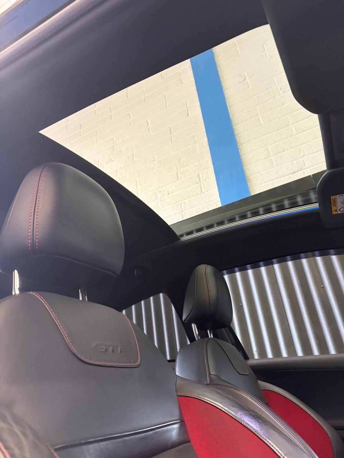 Used Peugeot 208 2013 for sale - 76627216: Photo 9