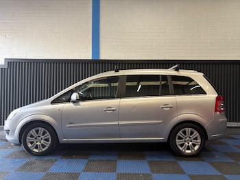 Used Vauxhall Zafira 2009 for sale - 76126252: Photo