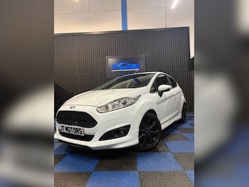 Used Ford Fiesta 2014 for sale - 77508242: Photo