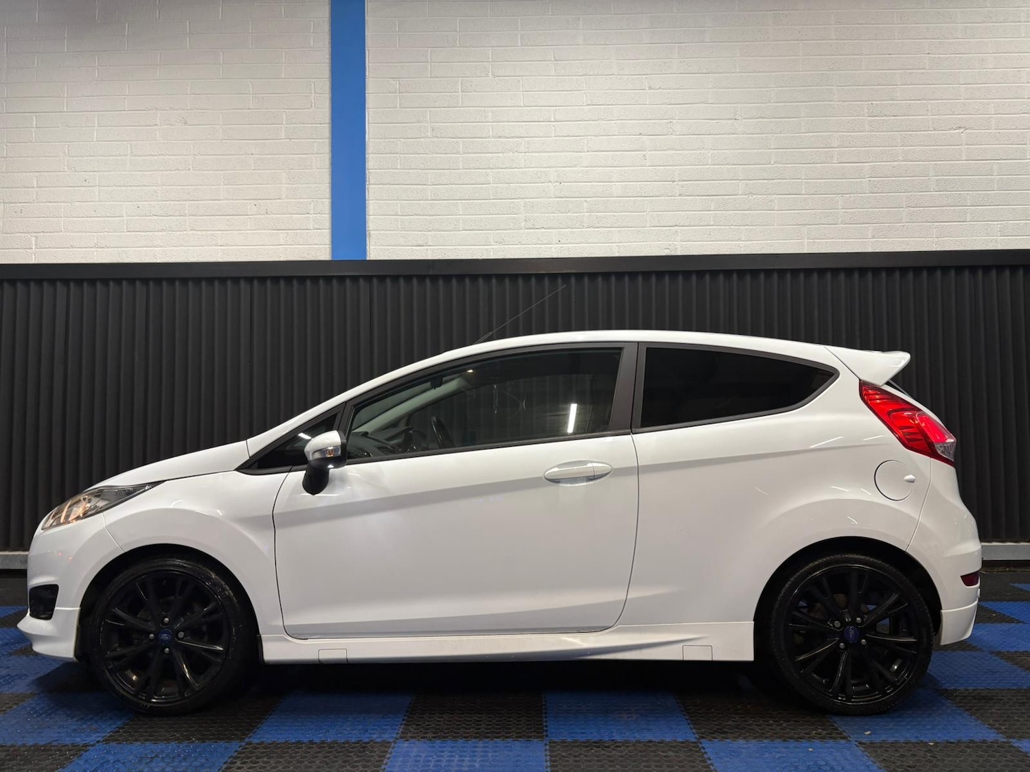 Used Ford Fiesta 2014 for sale - 77508242: Photo 4
