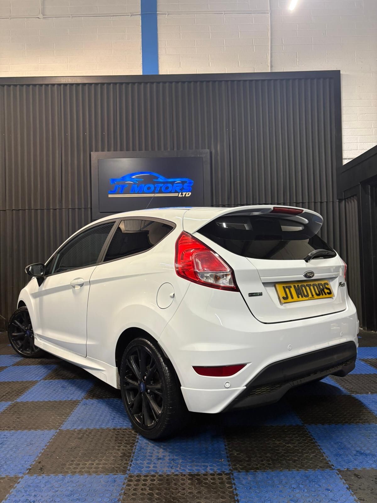 Used Ford Fiesta 2014 for sale - 77508242: Photo 6