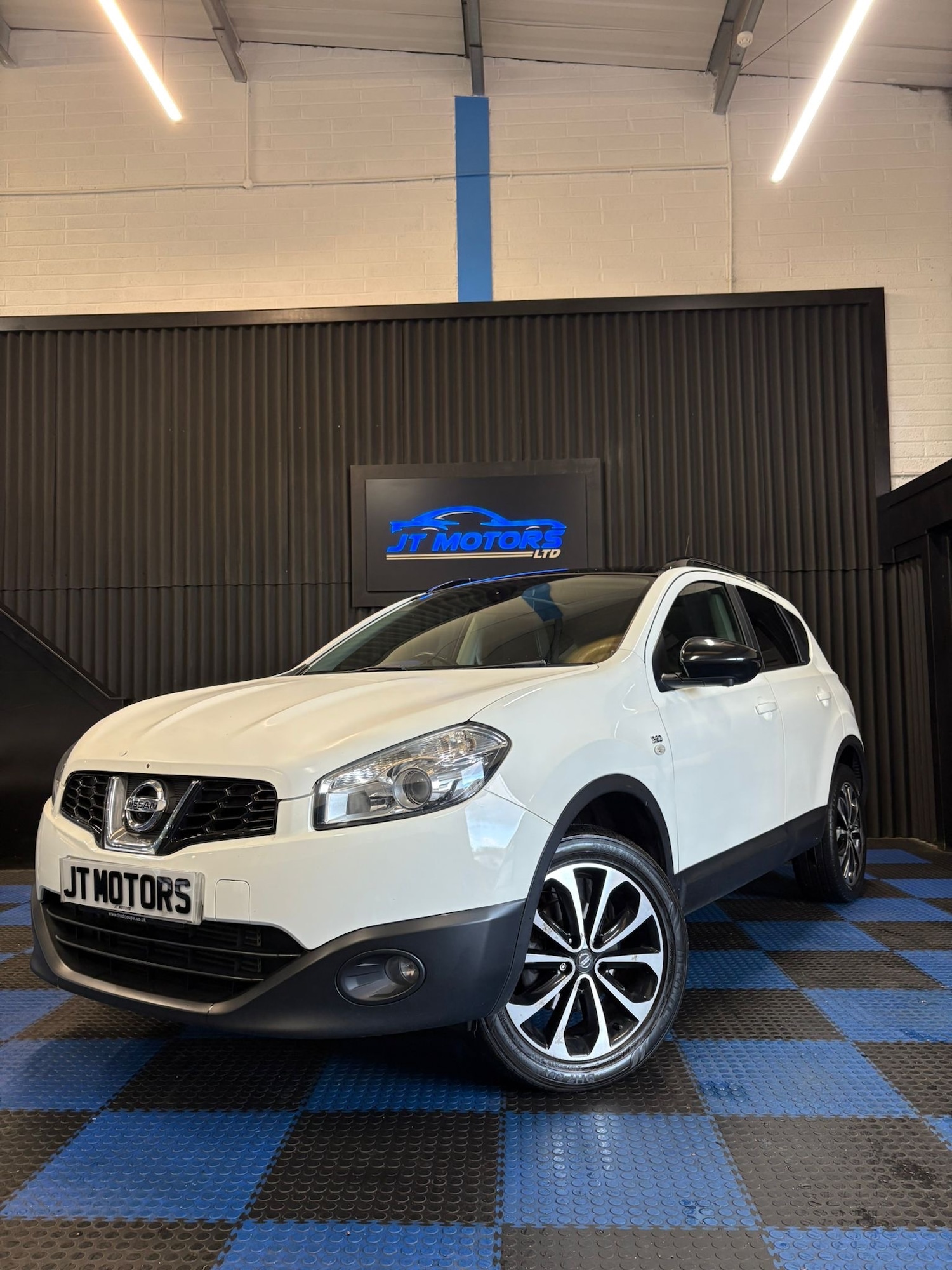 Used Nissan Qashqai 2013 for sale - 77170613: Photo 3