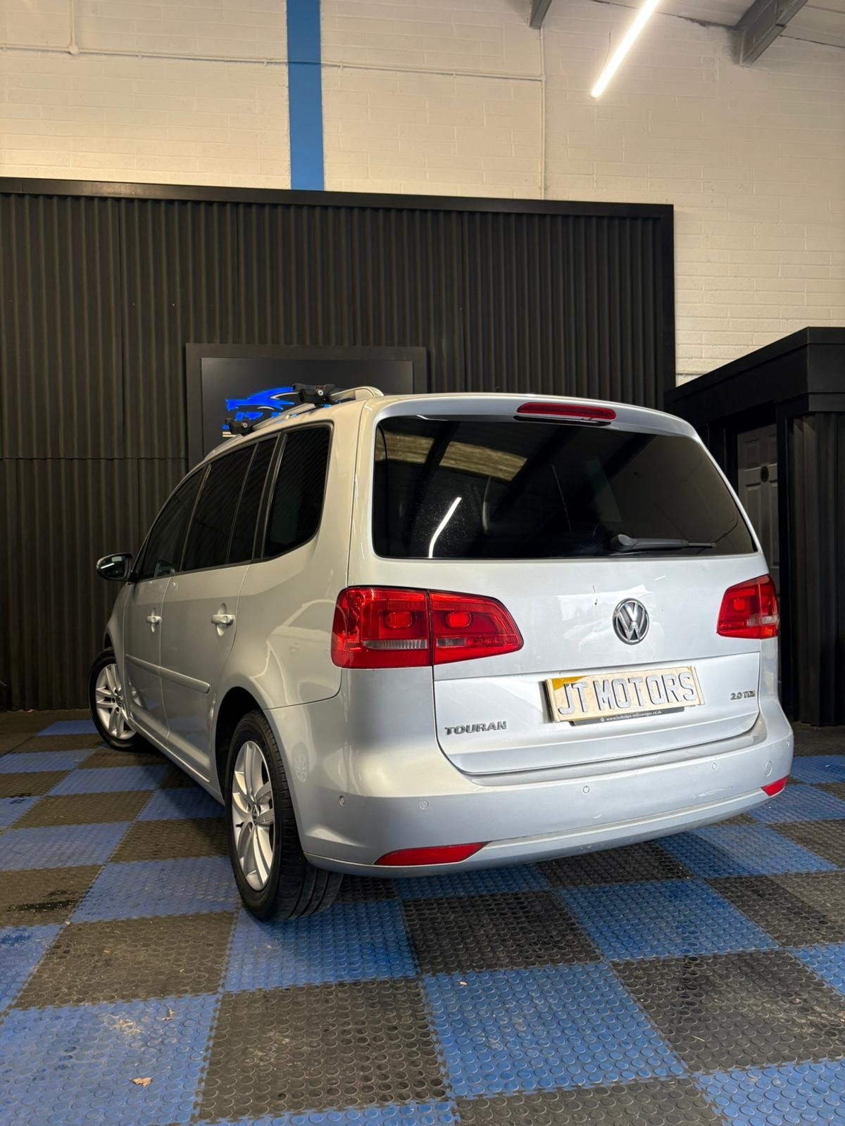 Used Volkswagen Touran 2010 for sale - 77849693: Photo 6