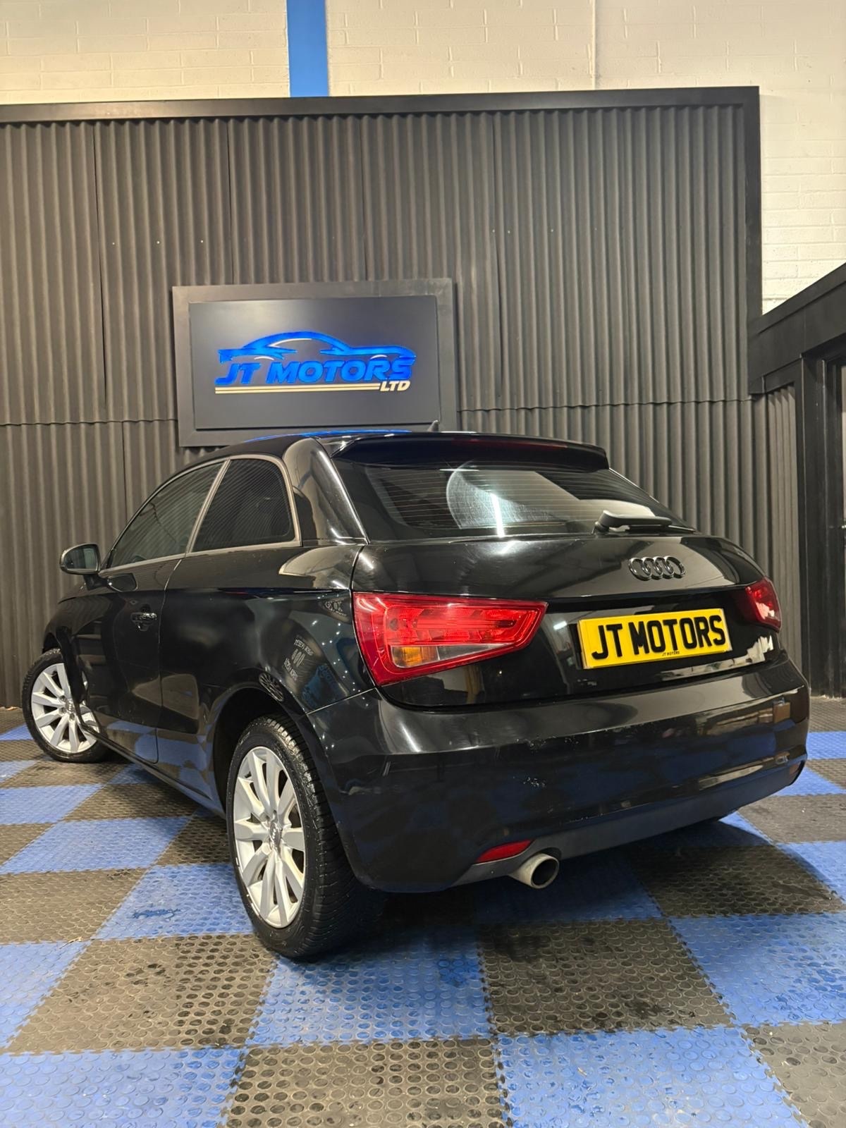 Used Audi A1 2012 for sale - 77611376: Photo 6