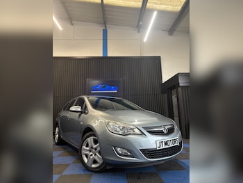 Used Vauxhall Astra 2011 for sale - 75638743: Photo