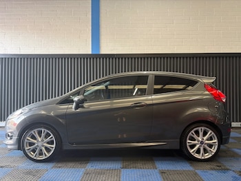 Used Ford Fiesta 2016 for sale - 79025271: Photo