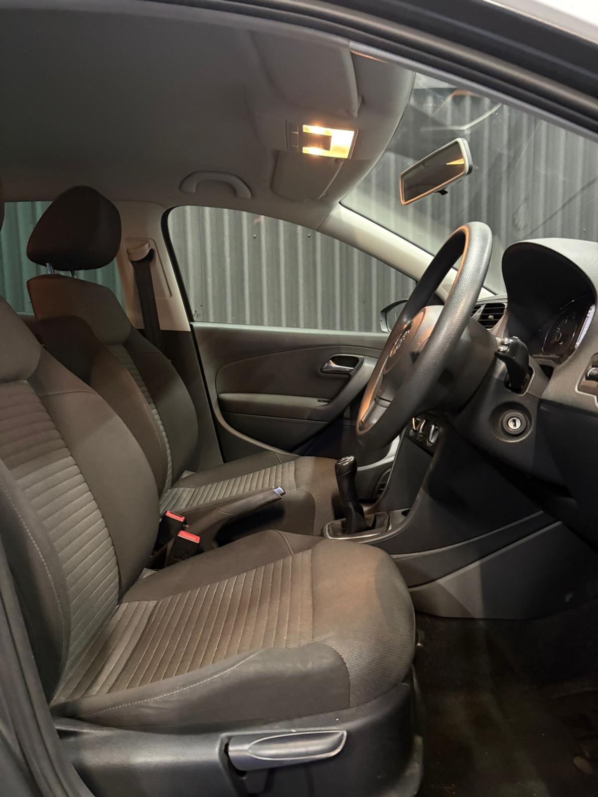 Used Volkswagen Polo 2012 for sale - 77611370: Photo 10