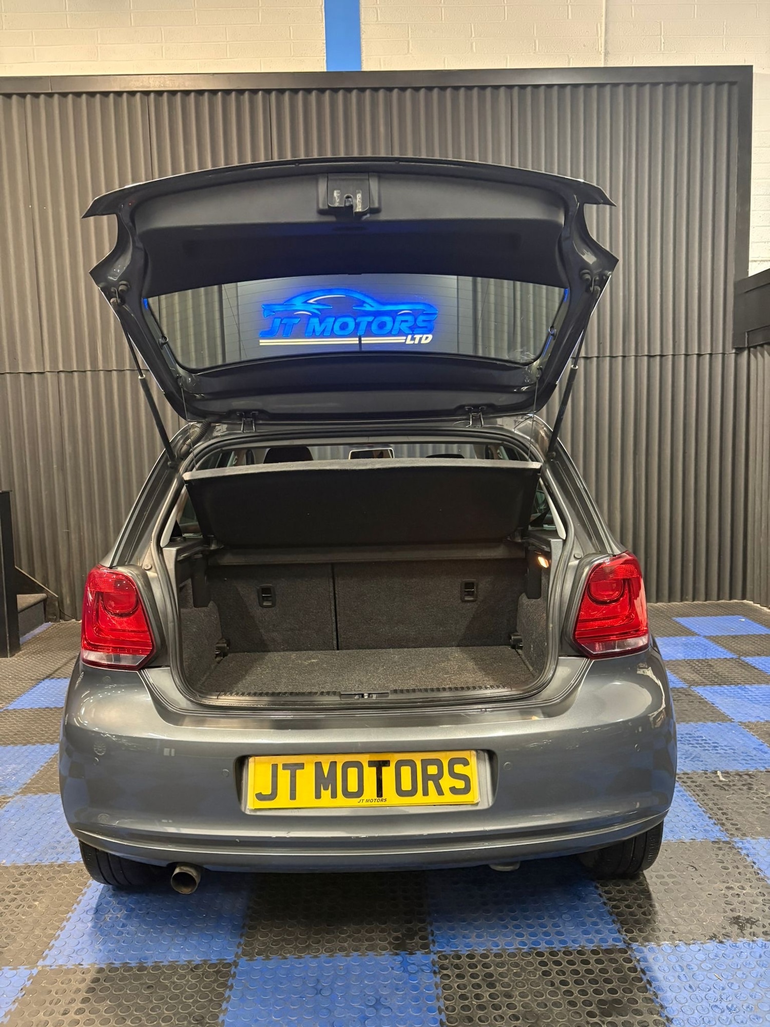 Used Volkswagen Polo 2012 for sale - 77611370: Photo 19