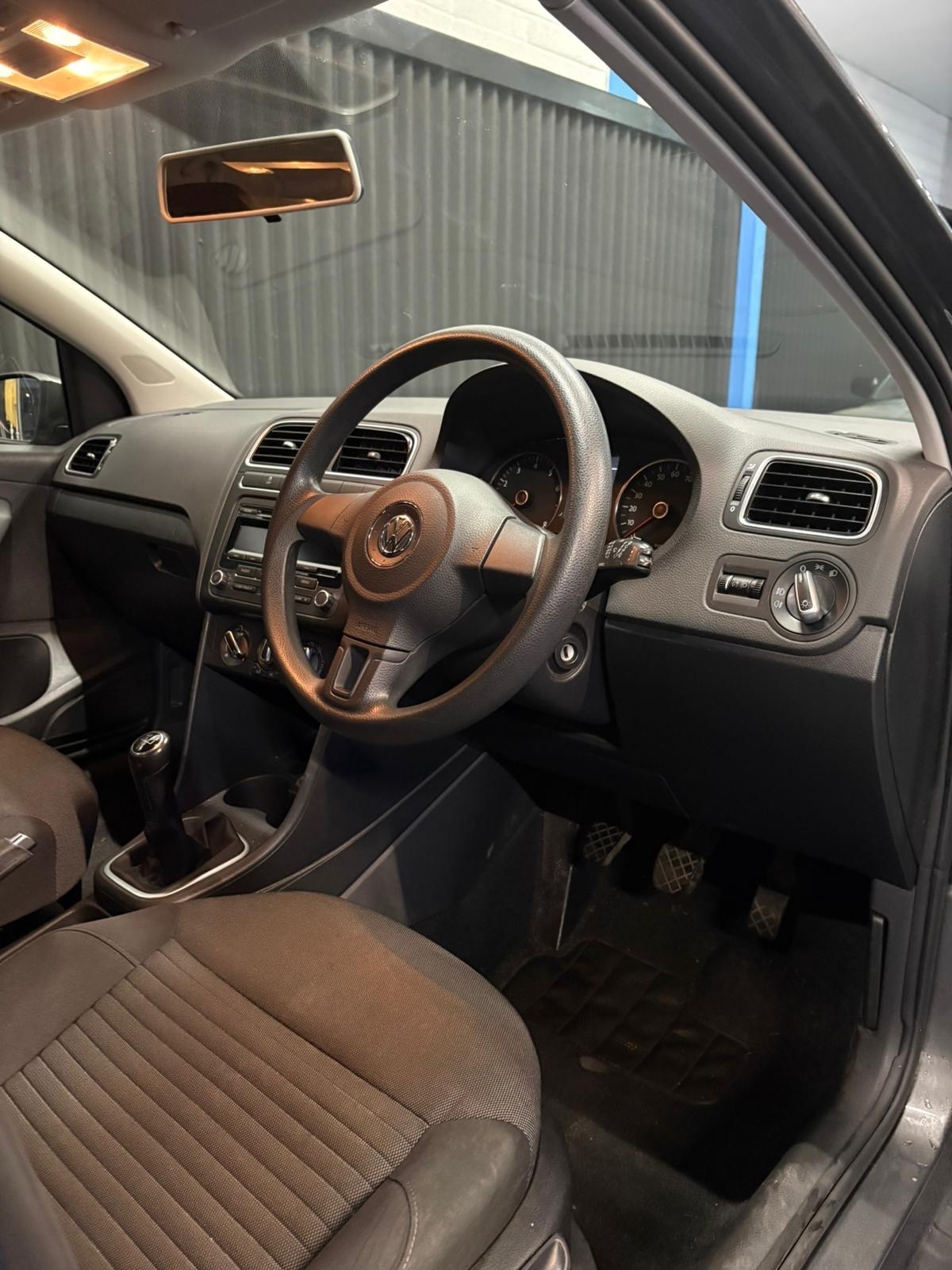 Used Volkswagen Polo 2012 for sale - 77611370: Photo 9