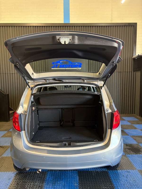 Used Vauxhall Meriva 2010 for sale - 74996521: Photo 21