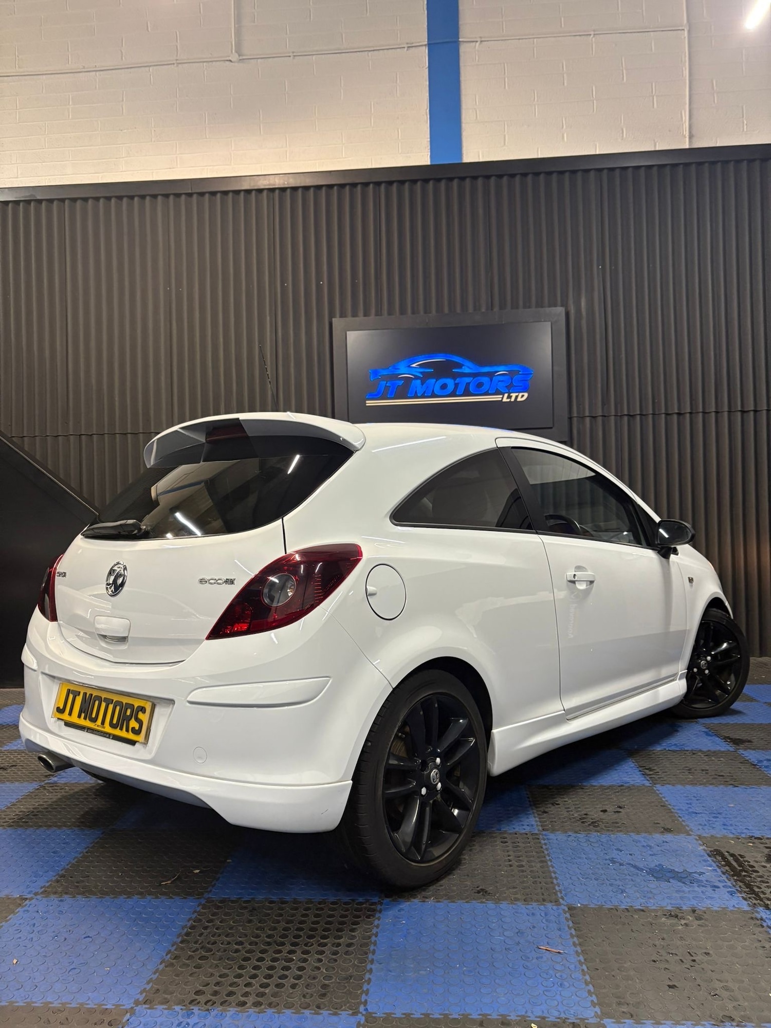 Used Vauxhall Corsa 2014 for sale - 76627247: Photo 8