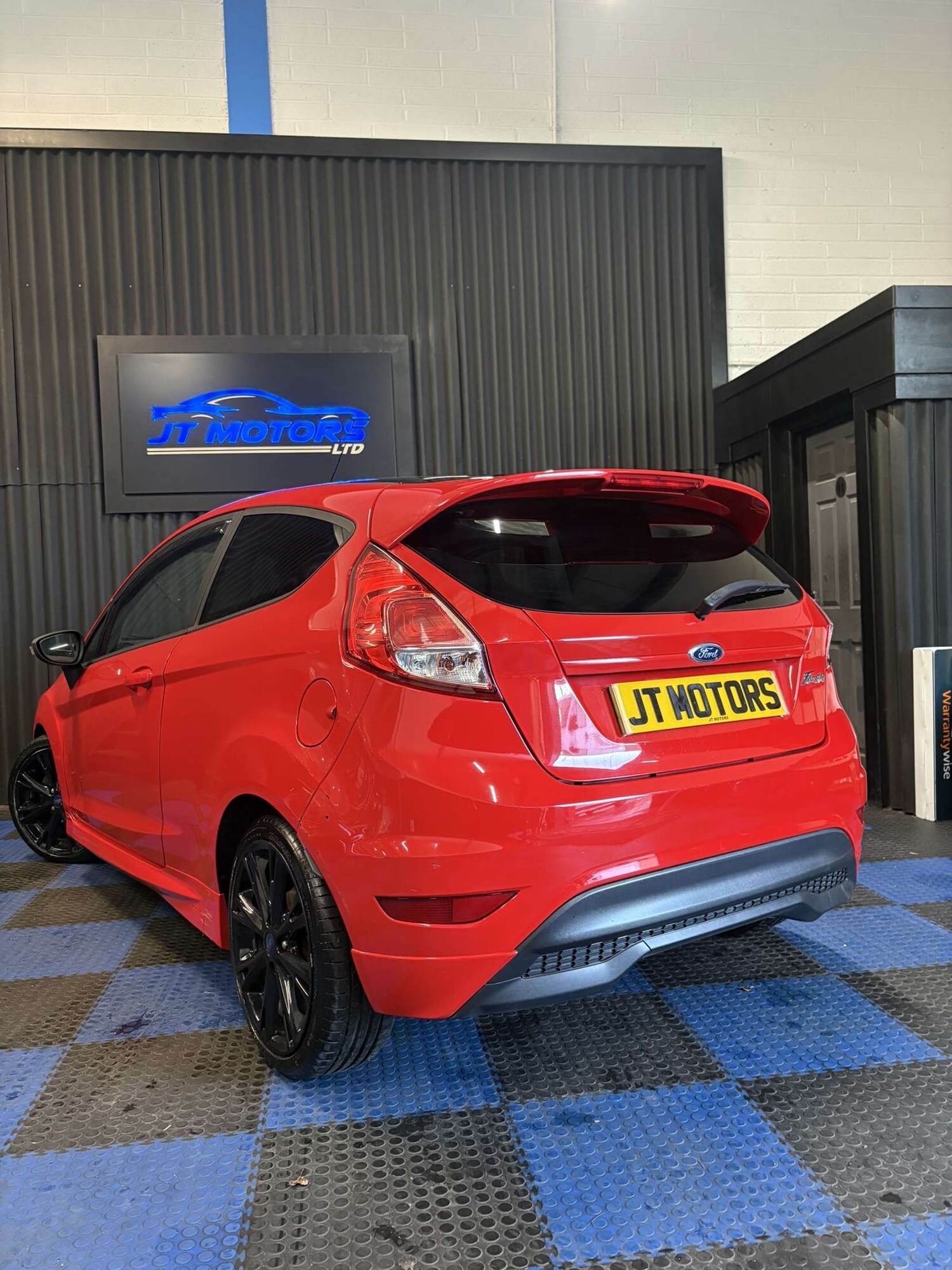 Used Ford Fiesta 2015 for sale - 77729653: Photo 8