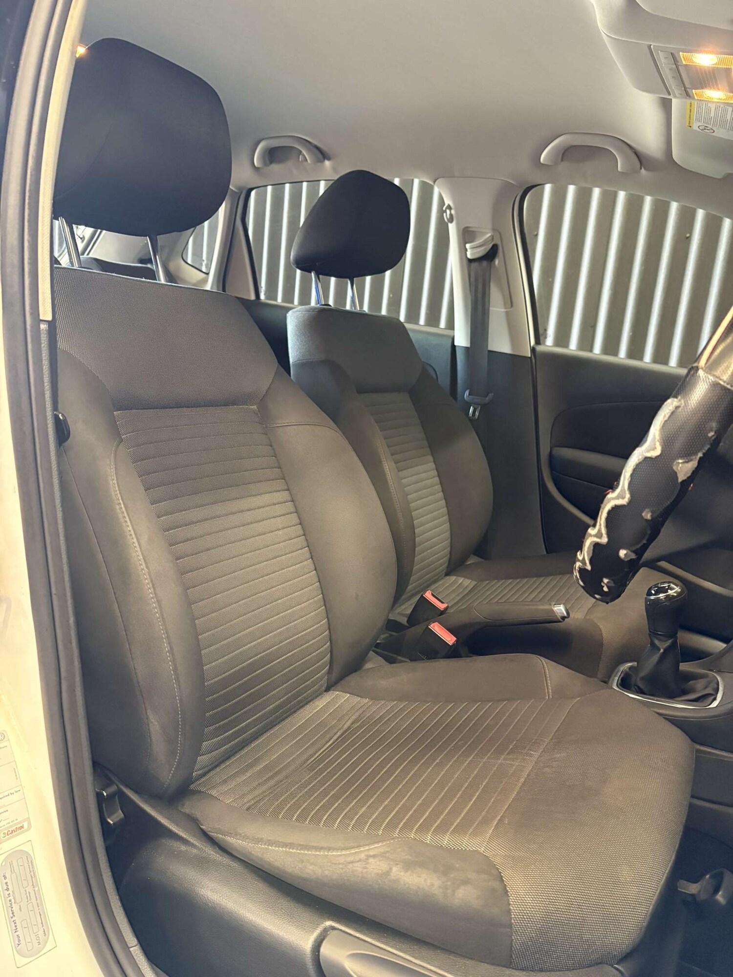 Used Volkswagen Polo 2010 for sale - 77950270: Photo 11