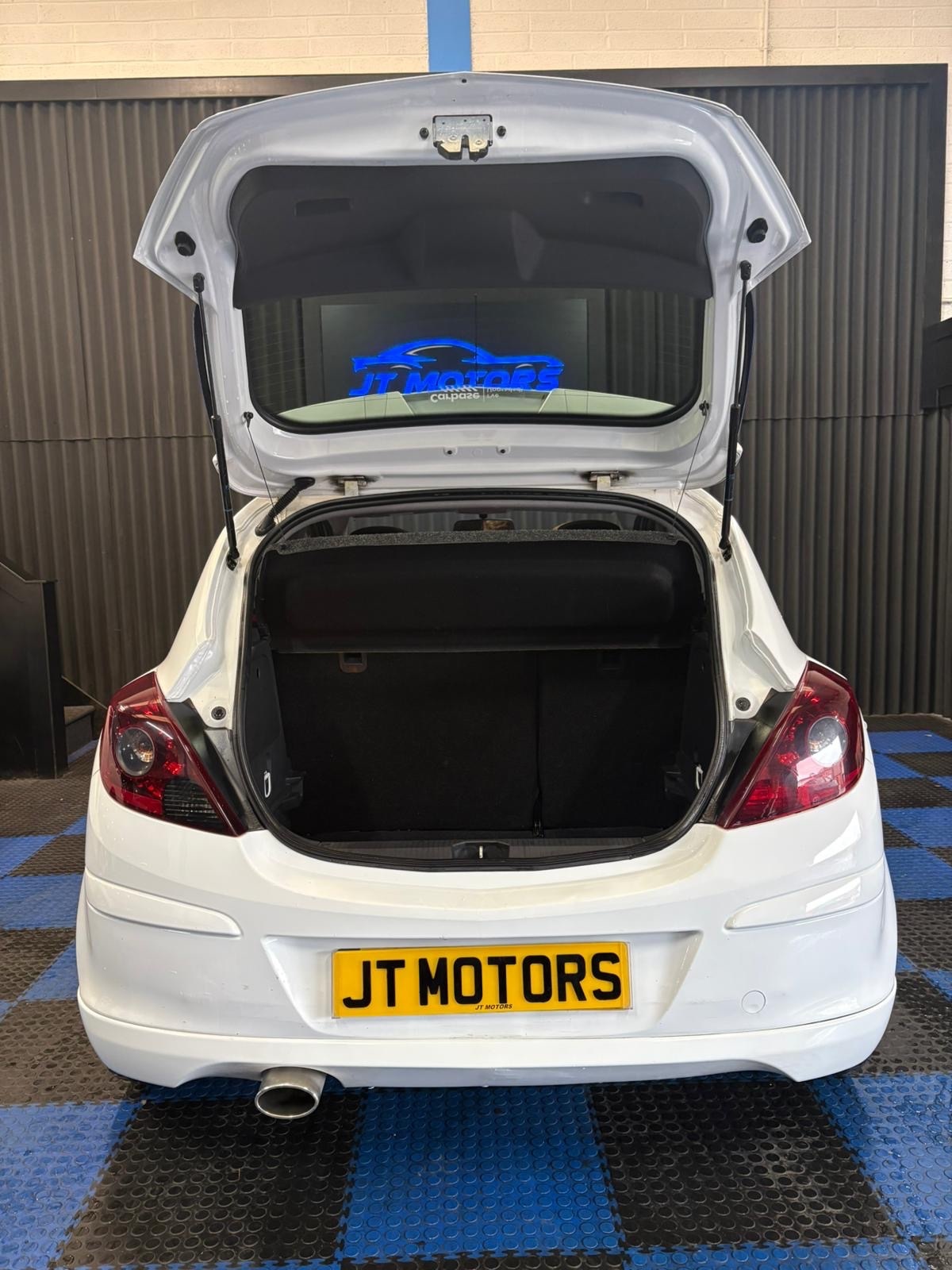 Used Vauxhall Corsa 2014 for sale - 77460828: Photo 20