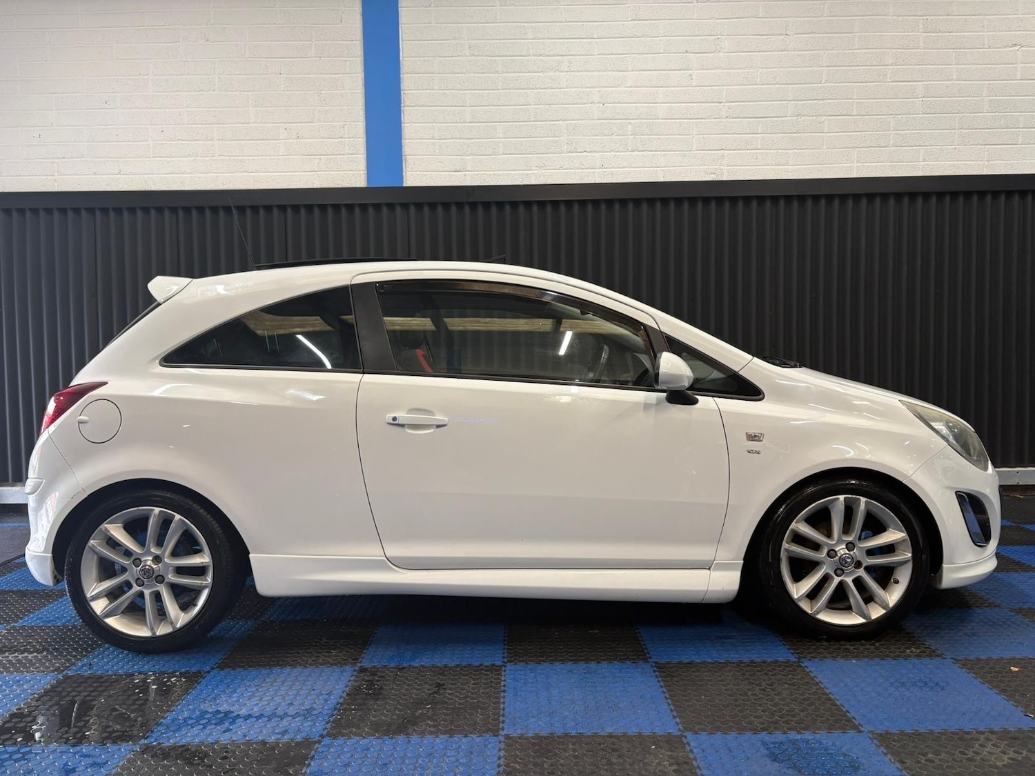 Used Vauxhall Corsa 2014 for sale - 77460828: Photo 5