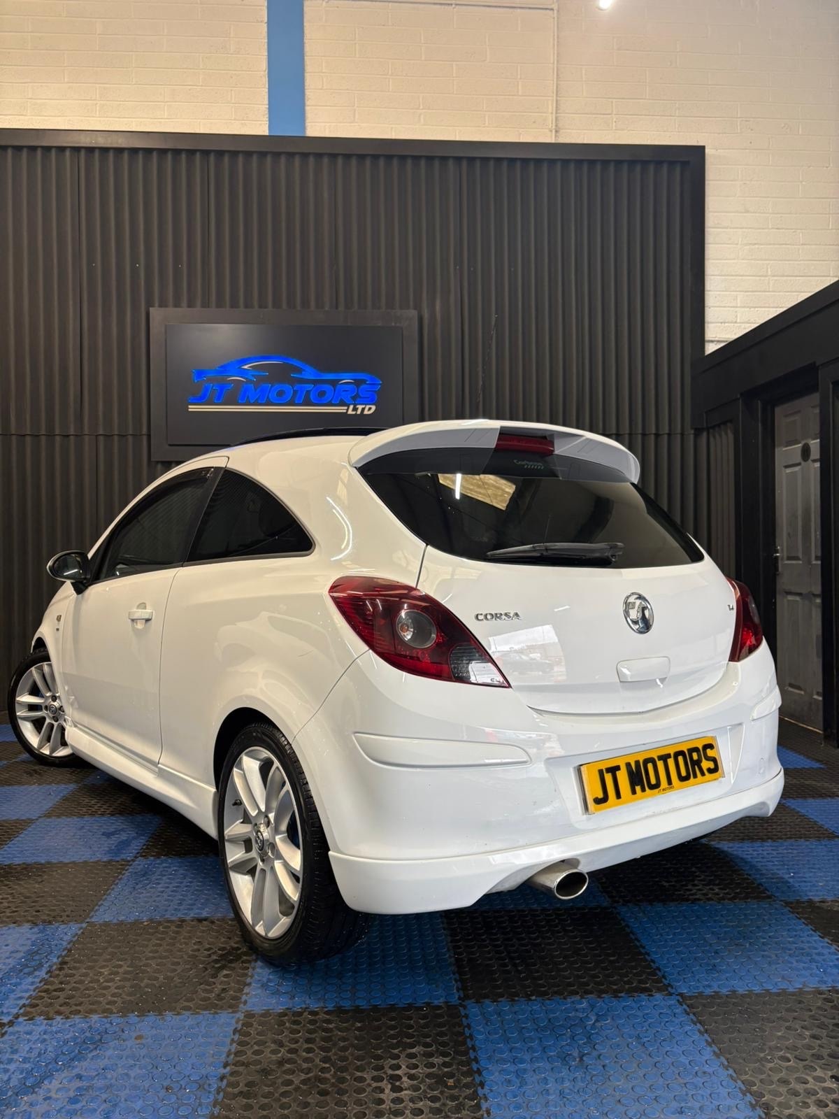 Used Vauxhall Corsa 2014 for sale - 77460828: Photo 6