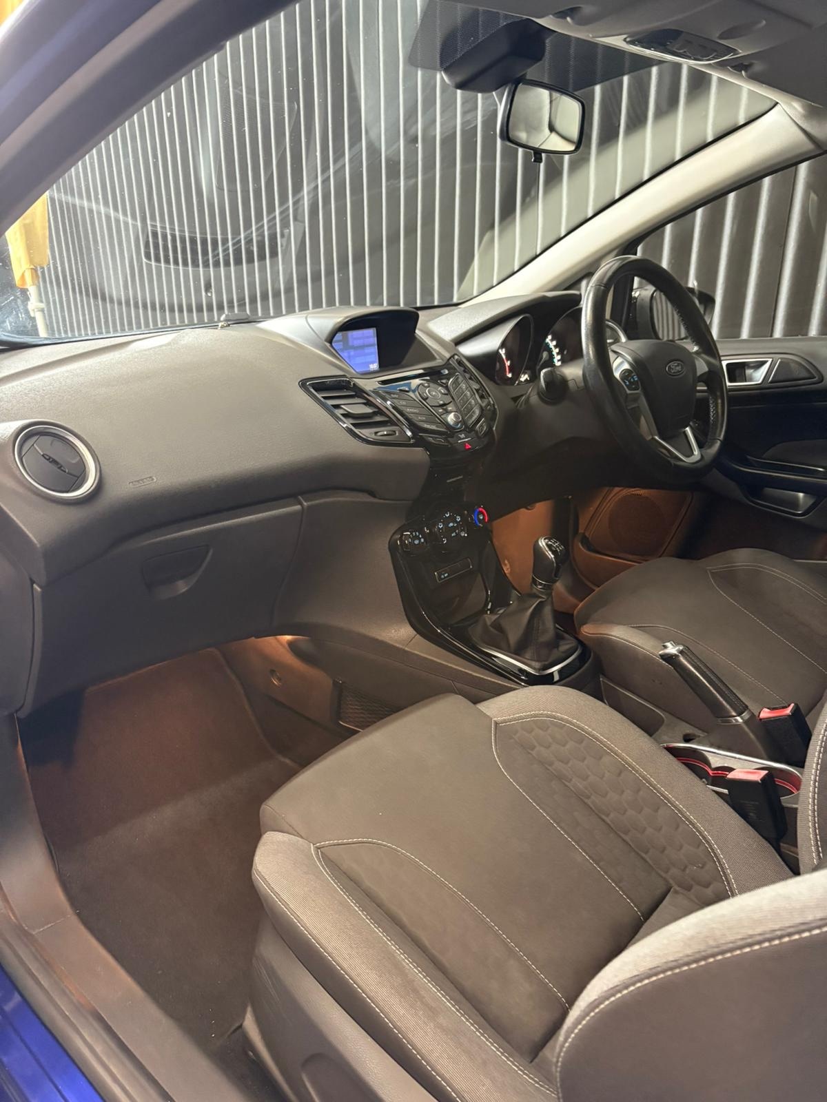 Used Ford Fiesta 2015 for sale - 76368402: Photo 12