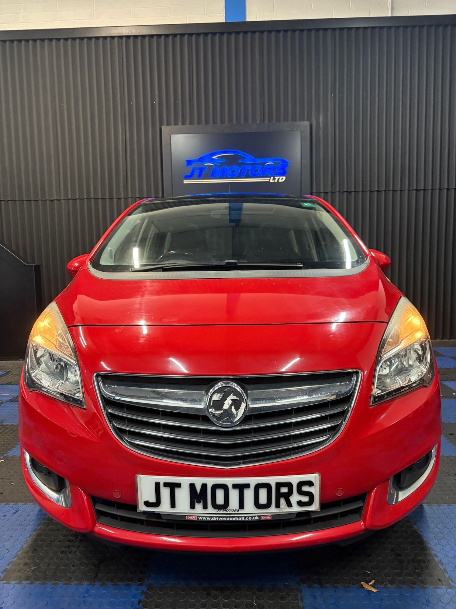 Used Vauxhall Meriva 2014 for sale - 76656397: Photo 2