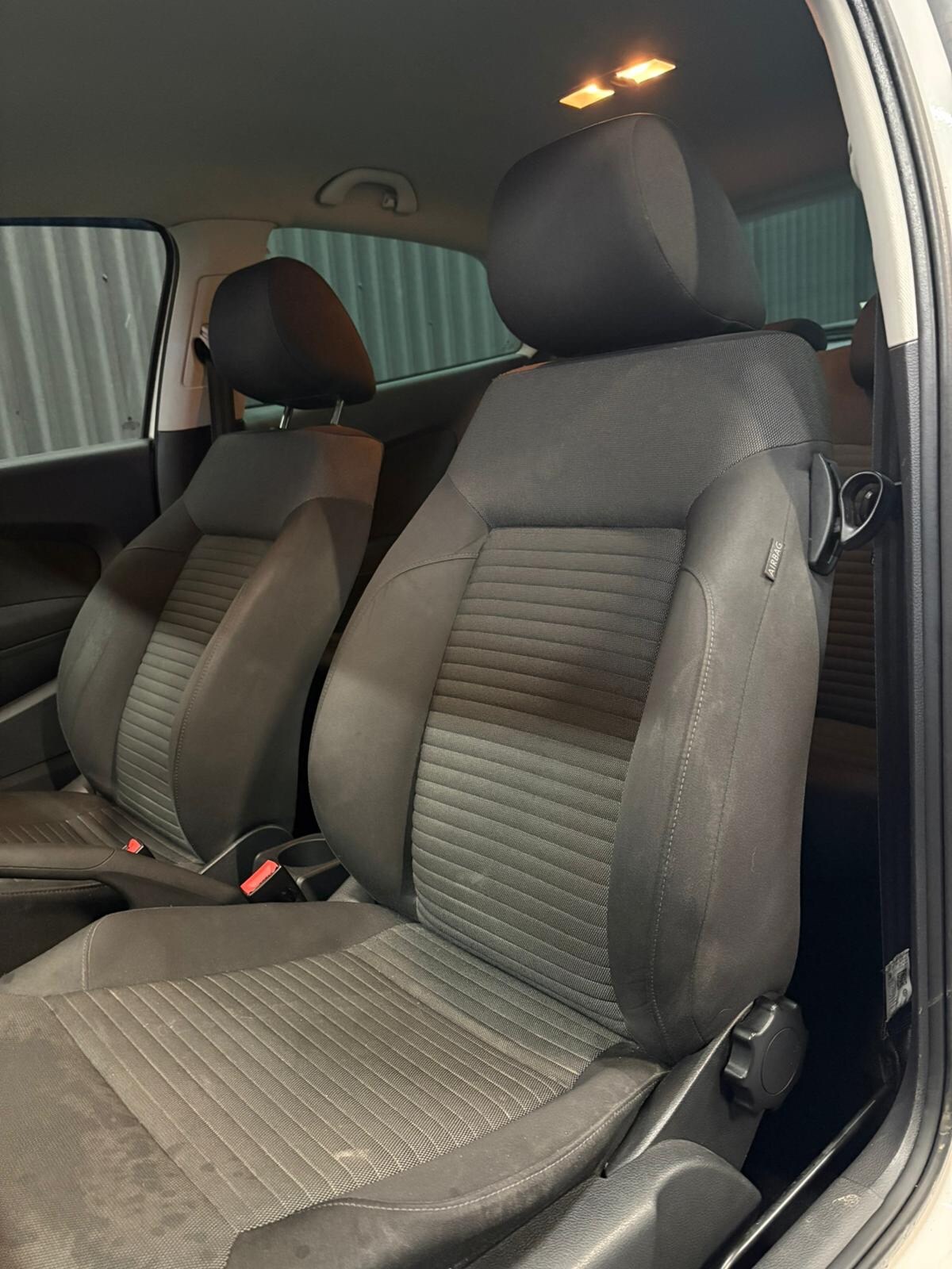 Used Volkswagen Polo 2012 for sale - 77850579: Photo 12