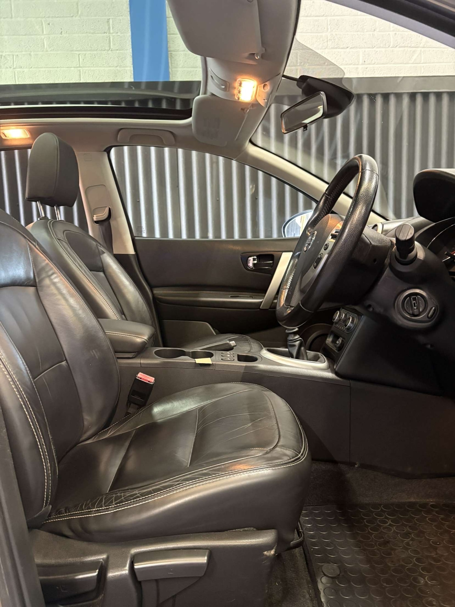 Used Nissan Qashqai 2010 for sale - 77967979: Photo 10