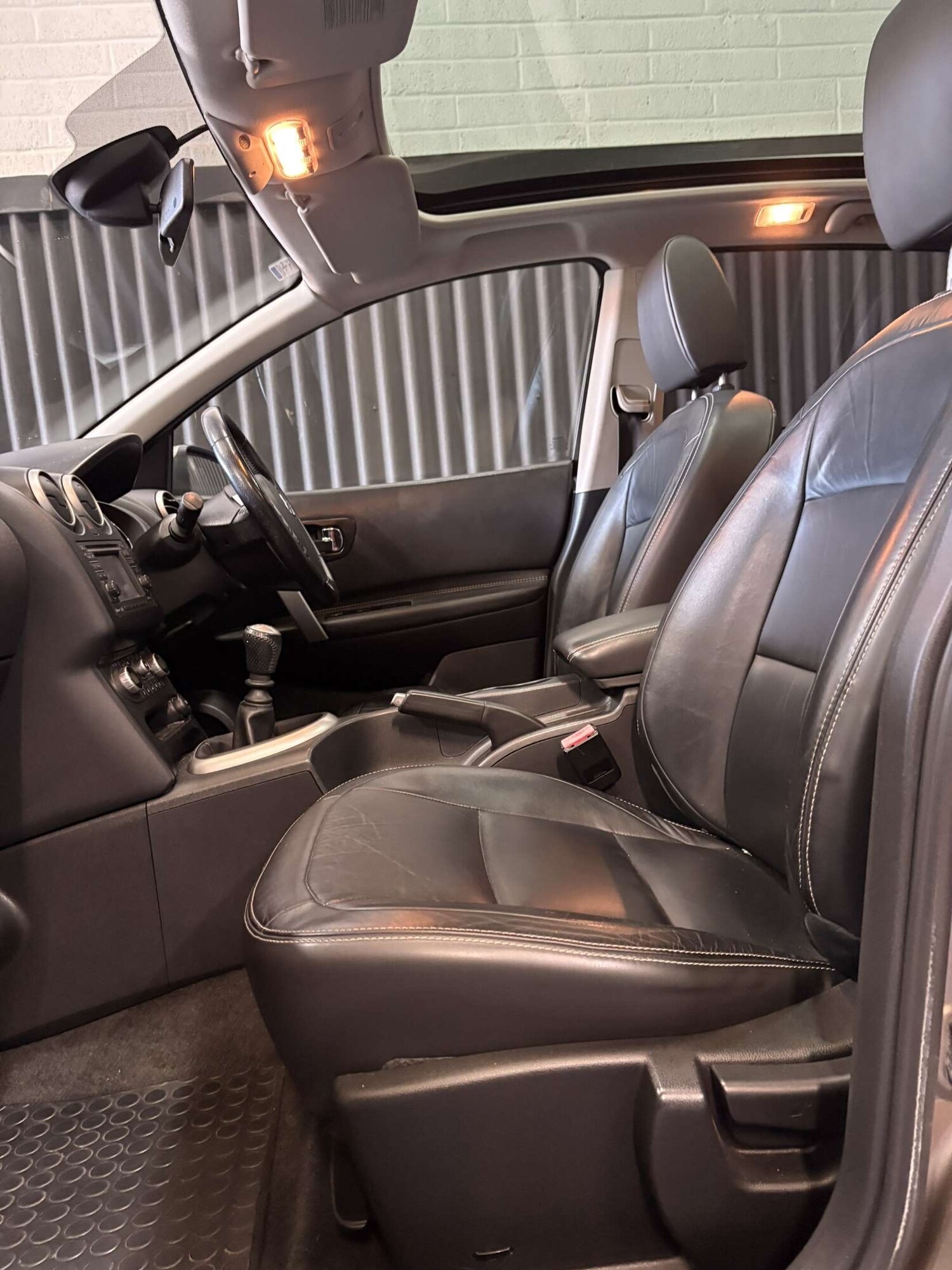 Used Nissan Qashqai 2010 for sale - 77967979: Photo 12