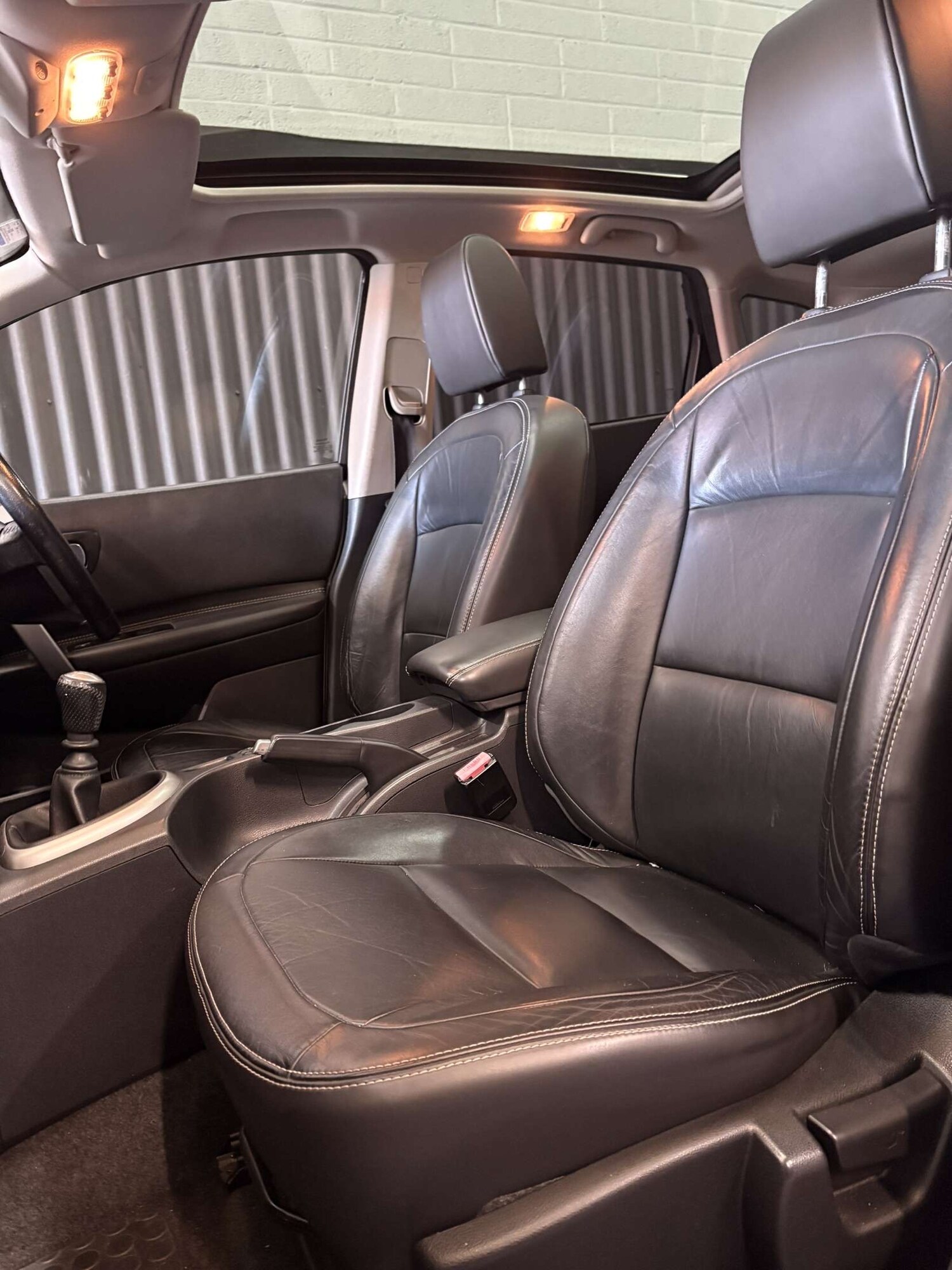 Used Nissan Qashqai 2010 for sale - 77967979: Photo 14