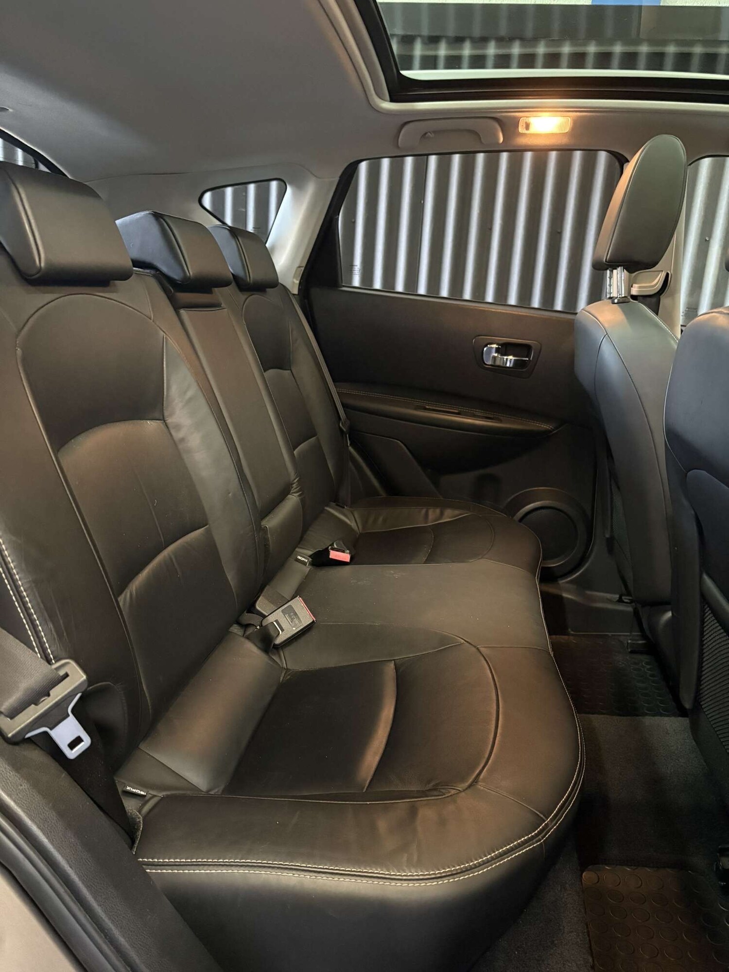 Used Nissan Qashqai 2010 for sale - 77967979: Photo 17