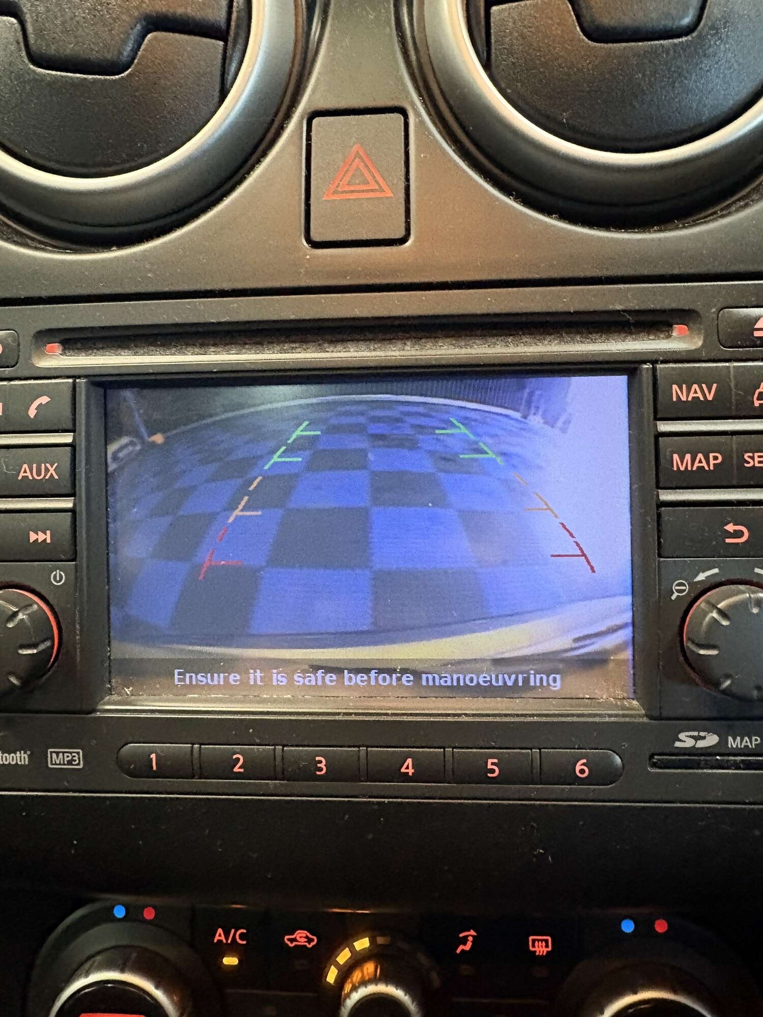 Used Nissan Qashqai 2010 for sale - 77967979: Photo 21