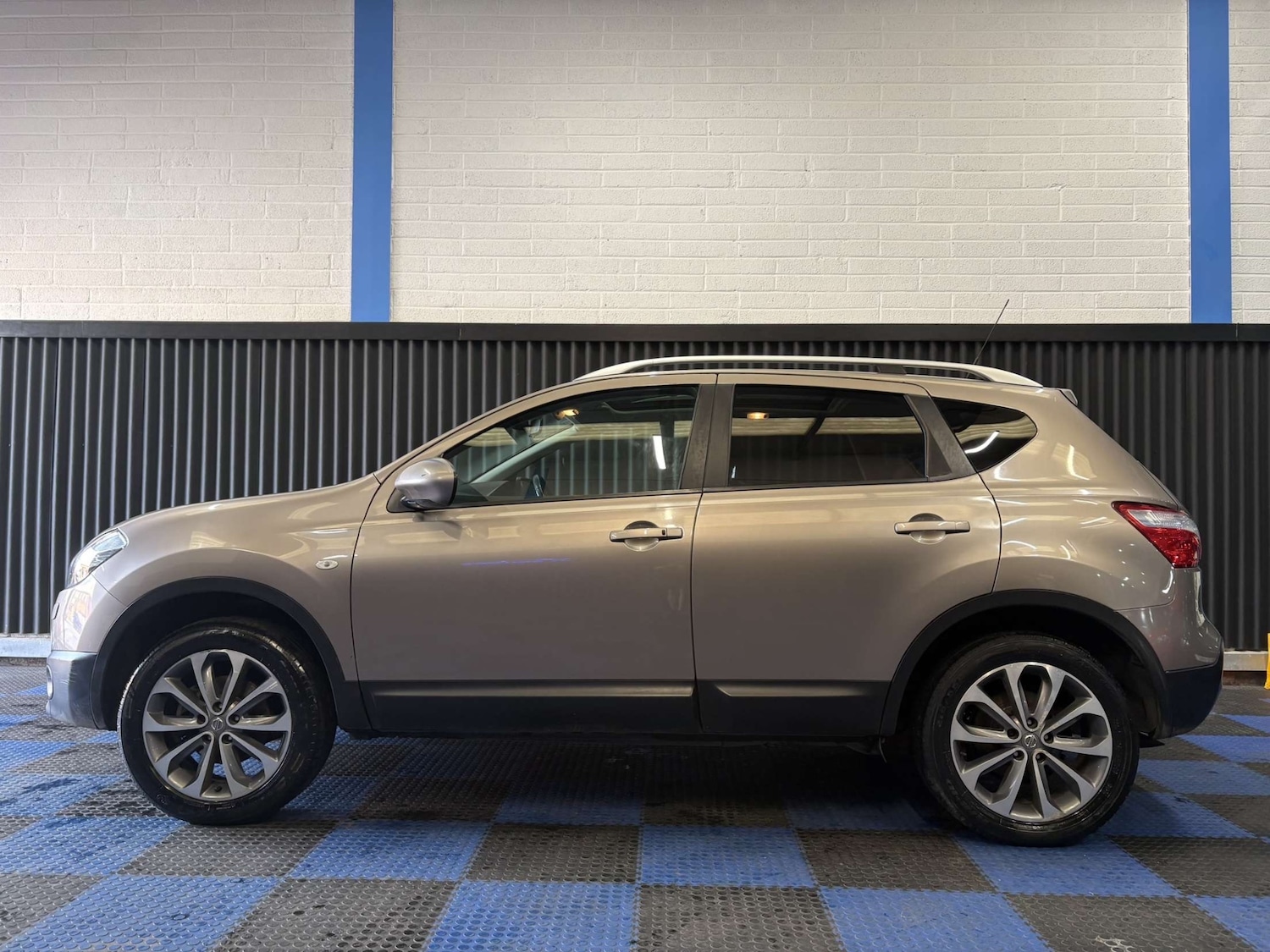 Used Nissan Qashqai 2010 for sale - 77967979: Photo 5