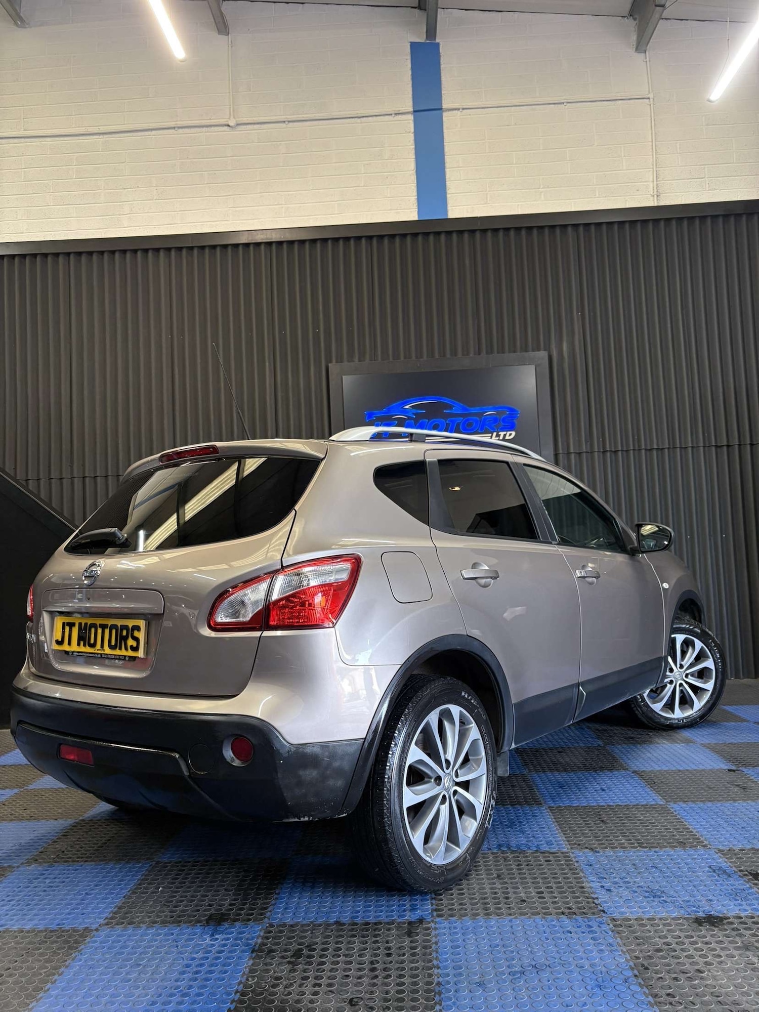 Used Nissan Qashqai 2010 for sale - 77967979: Photo 6