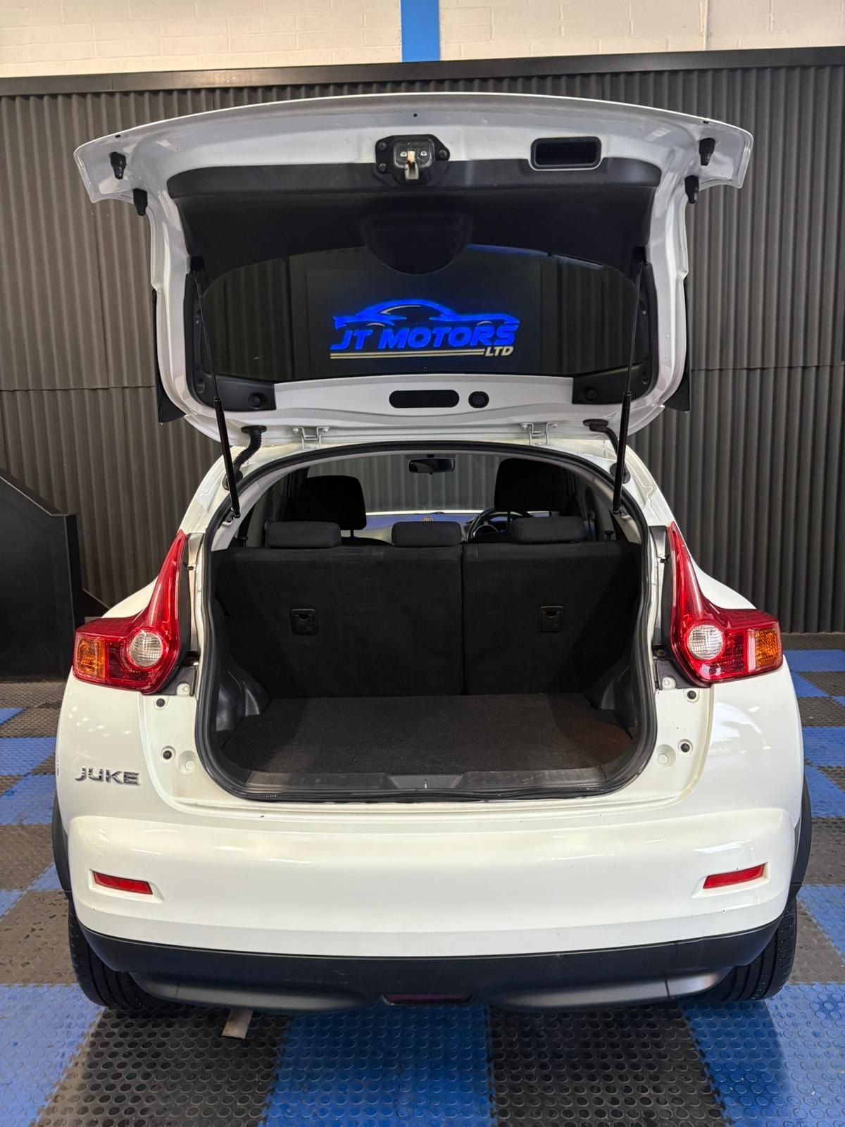 Used Nissan Juke 2012 for sale - 77200967: Photo 21