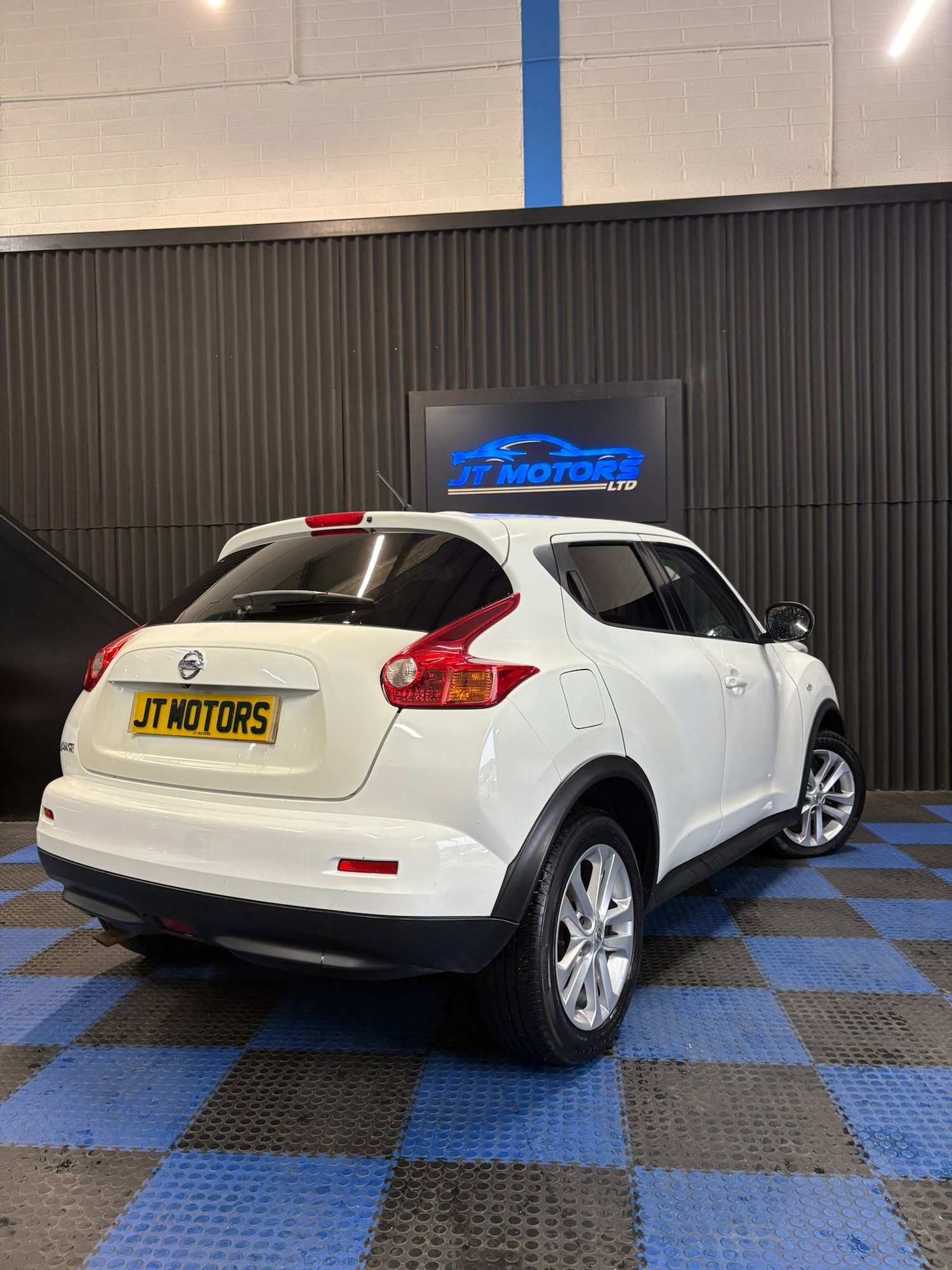 Used Nissan Juke 2012 for sale - 77200967: Photo 8