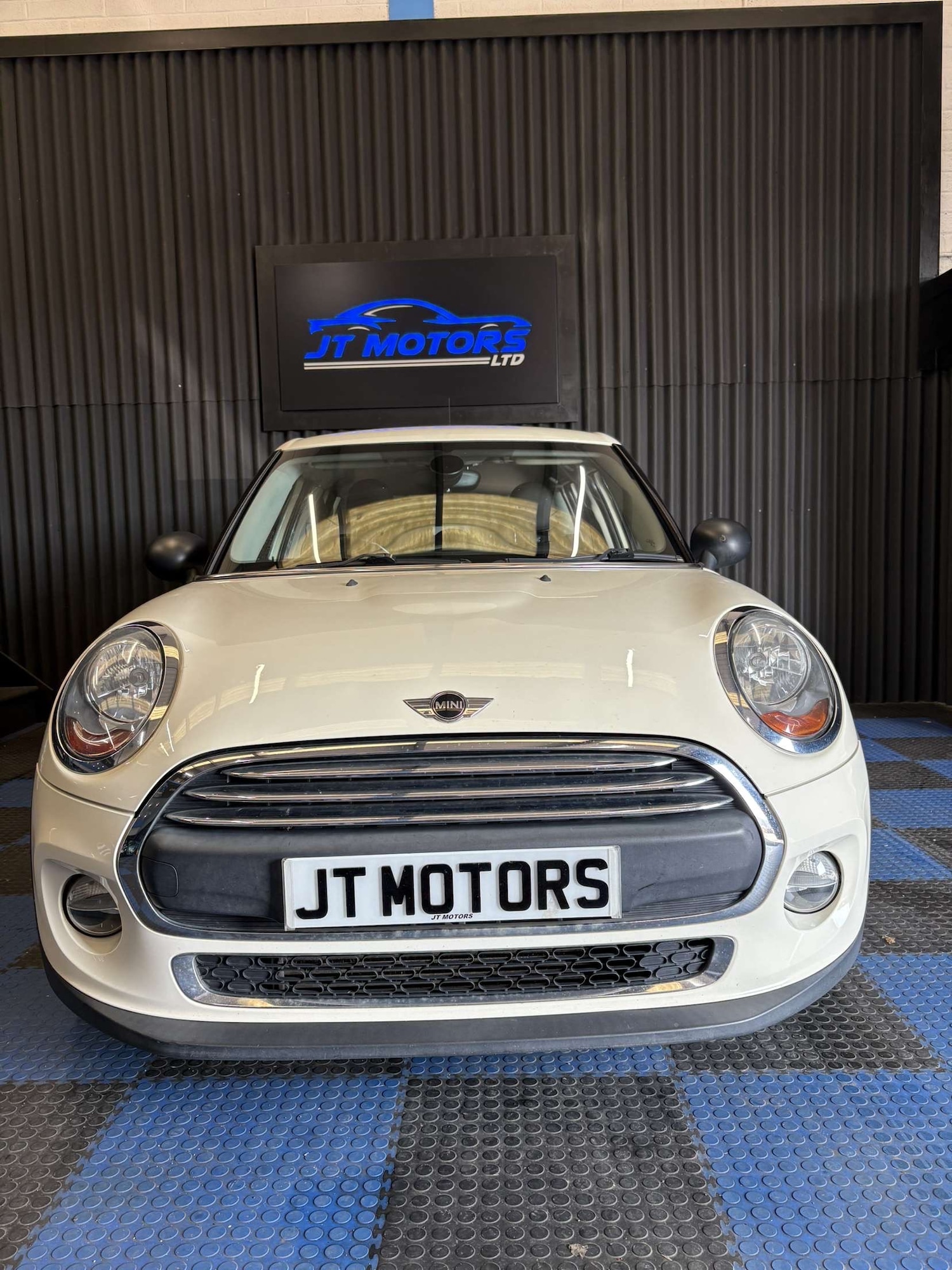 Used MINI Hatch 2015 for sale - 77745894: Photo 2