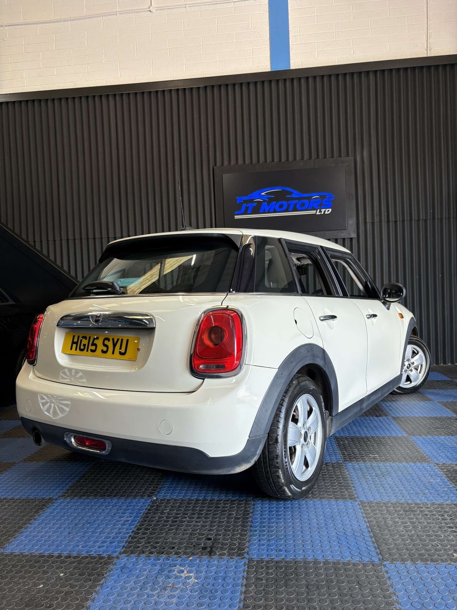 Used MINI Hatch 2015 for sale - 77745894: Photo 8