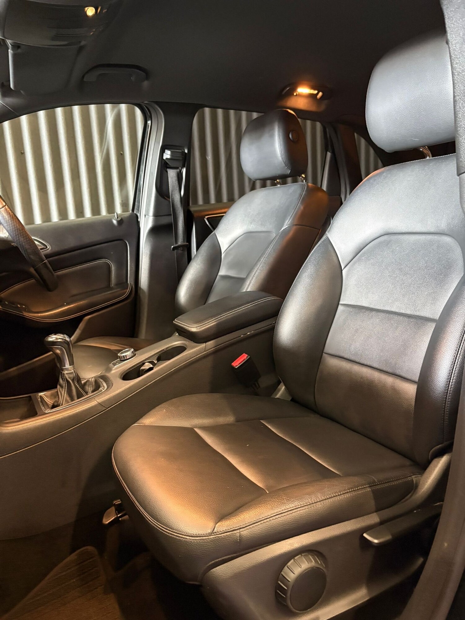 Used Mercedes-Benz B Class 2012 for sale - 77998480: Photo 12