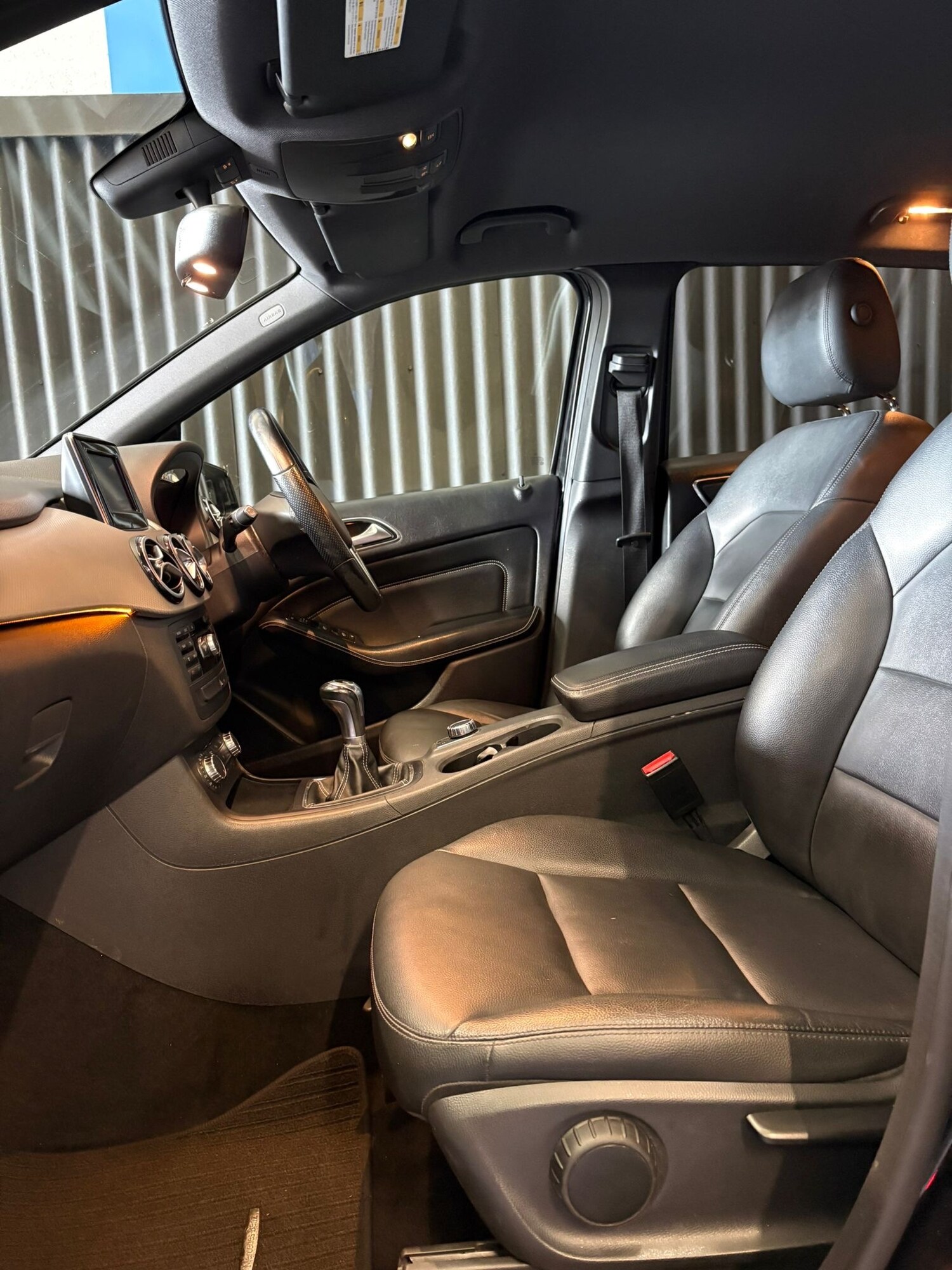 Used Mercedes-Benz B Class 2012 for sale - 77998480: Photo 14