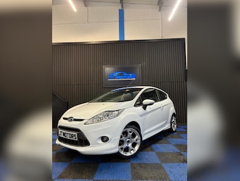 Used Ford Fiesta 2011 for sale - 76560093: Photo