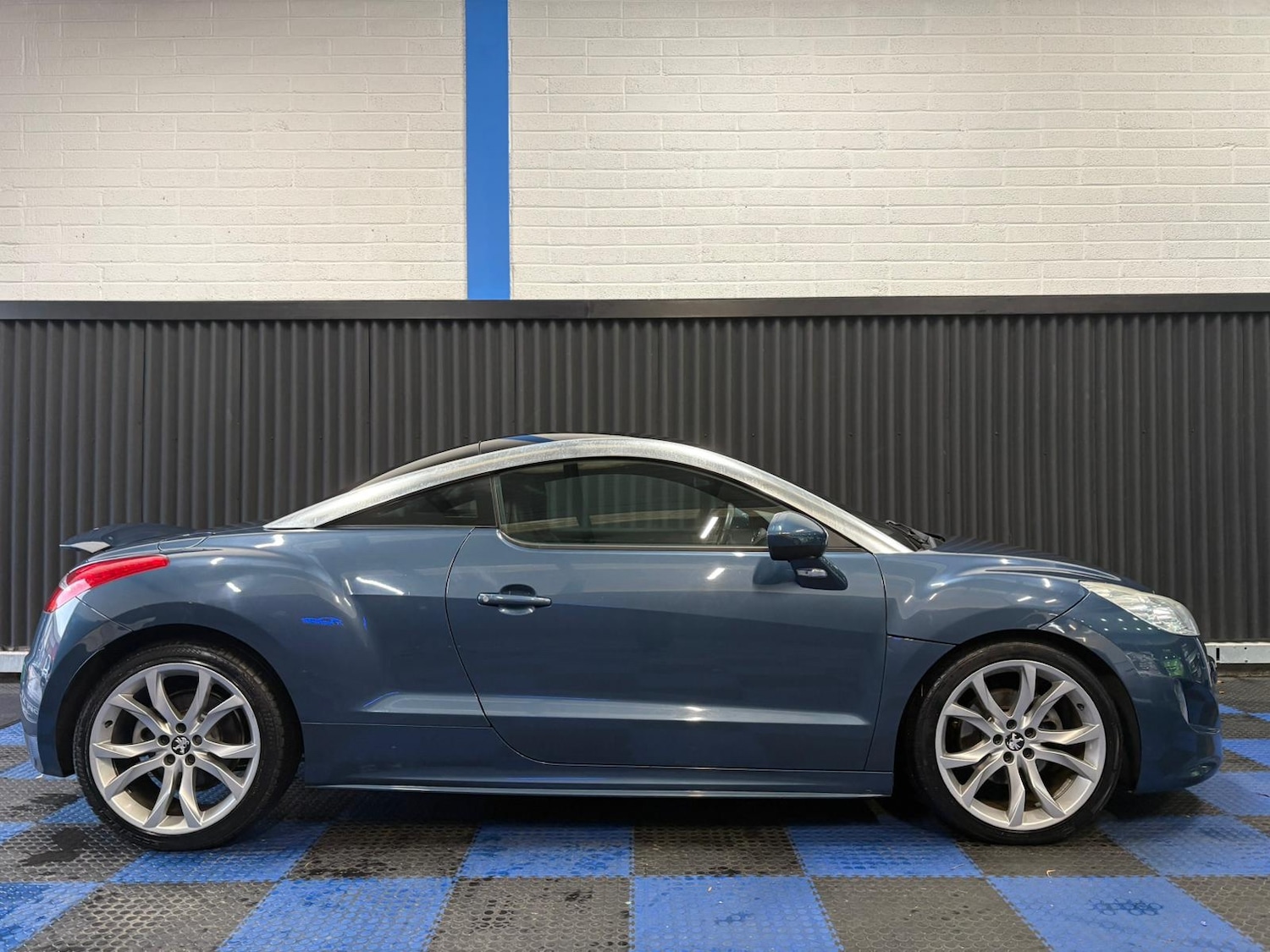 Used Peugeot RCZ 2011 for sale - 77199016: Photo 4