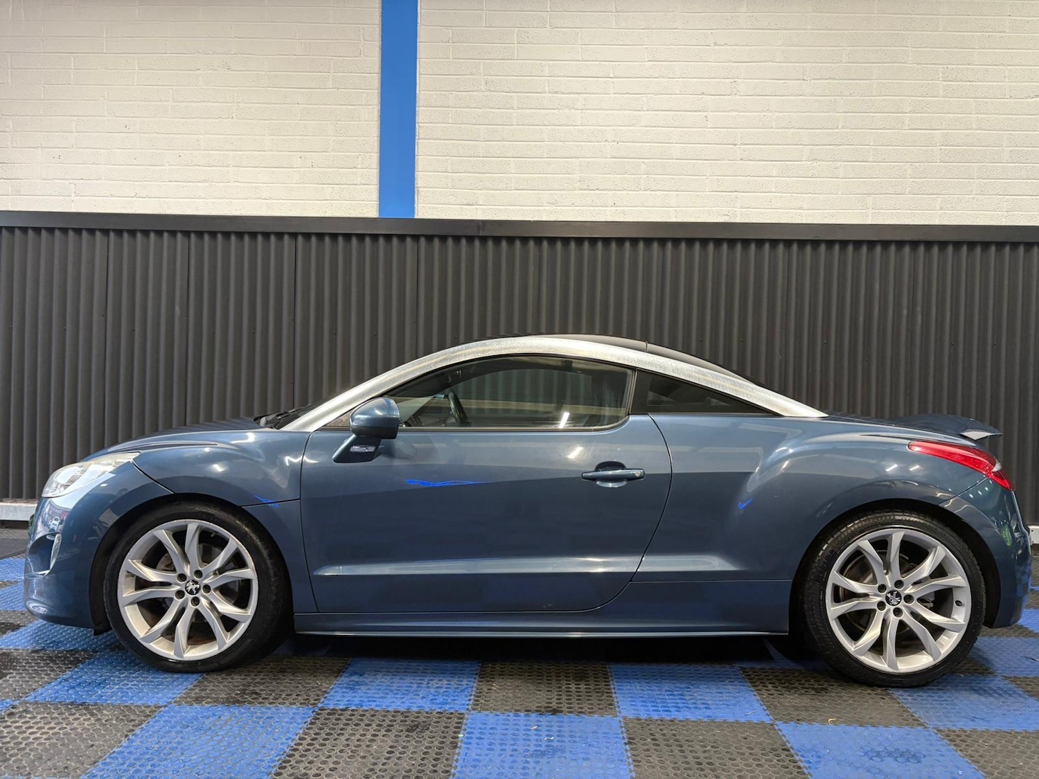 Used Peugeot RCZ 2011 for sale - 77199016: Photo 5