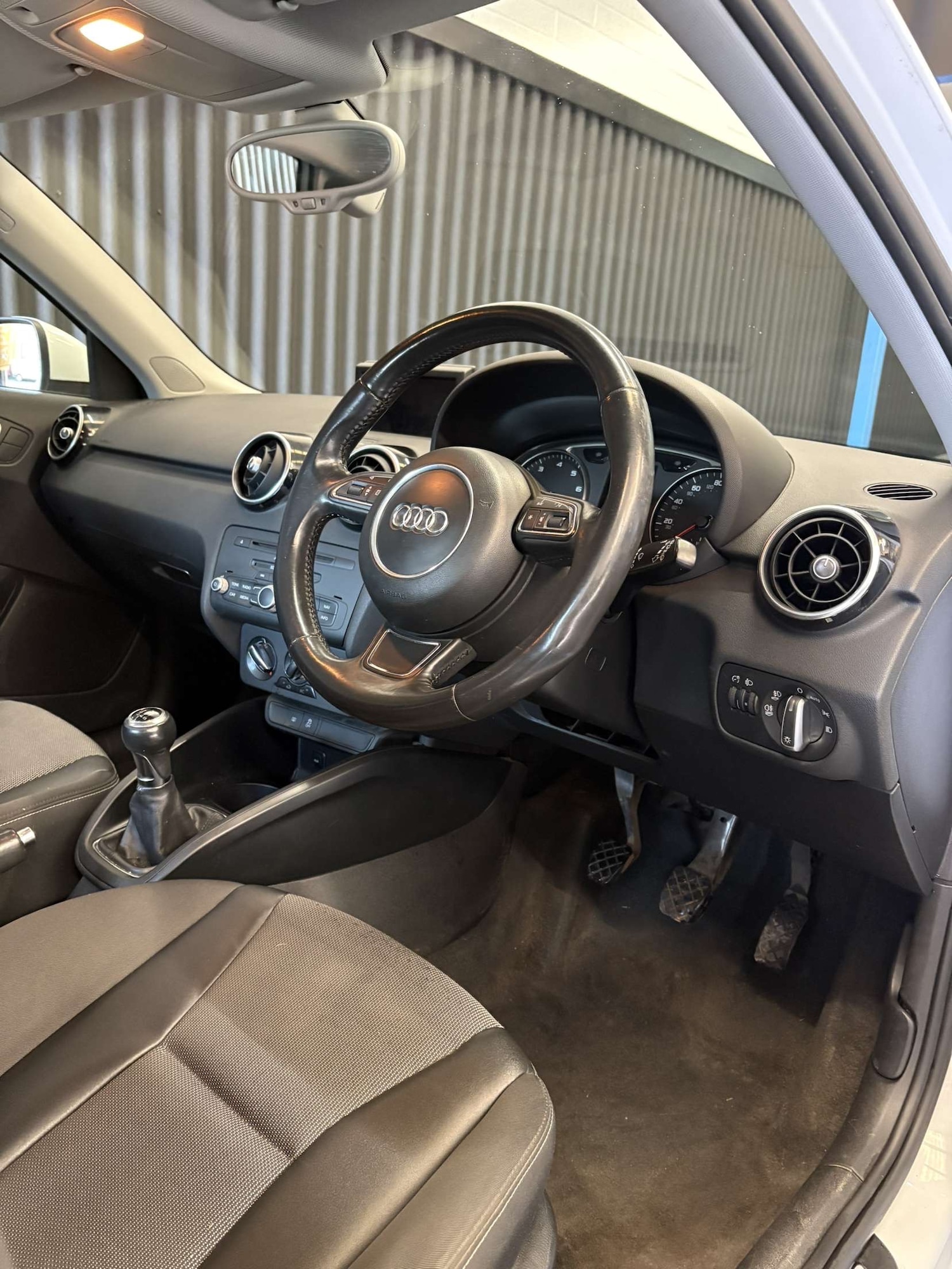 Used Audi A1 2012 for sale - 77228071: Photo 9