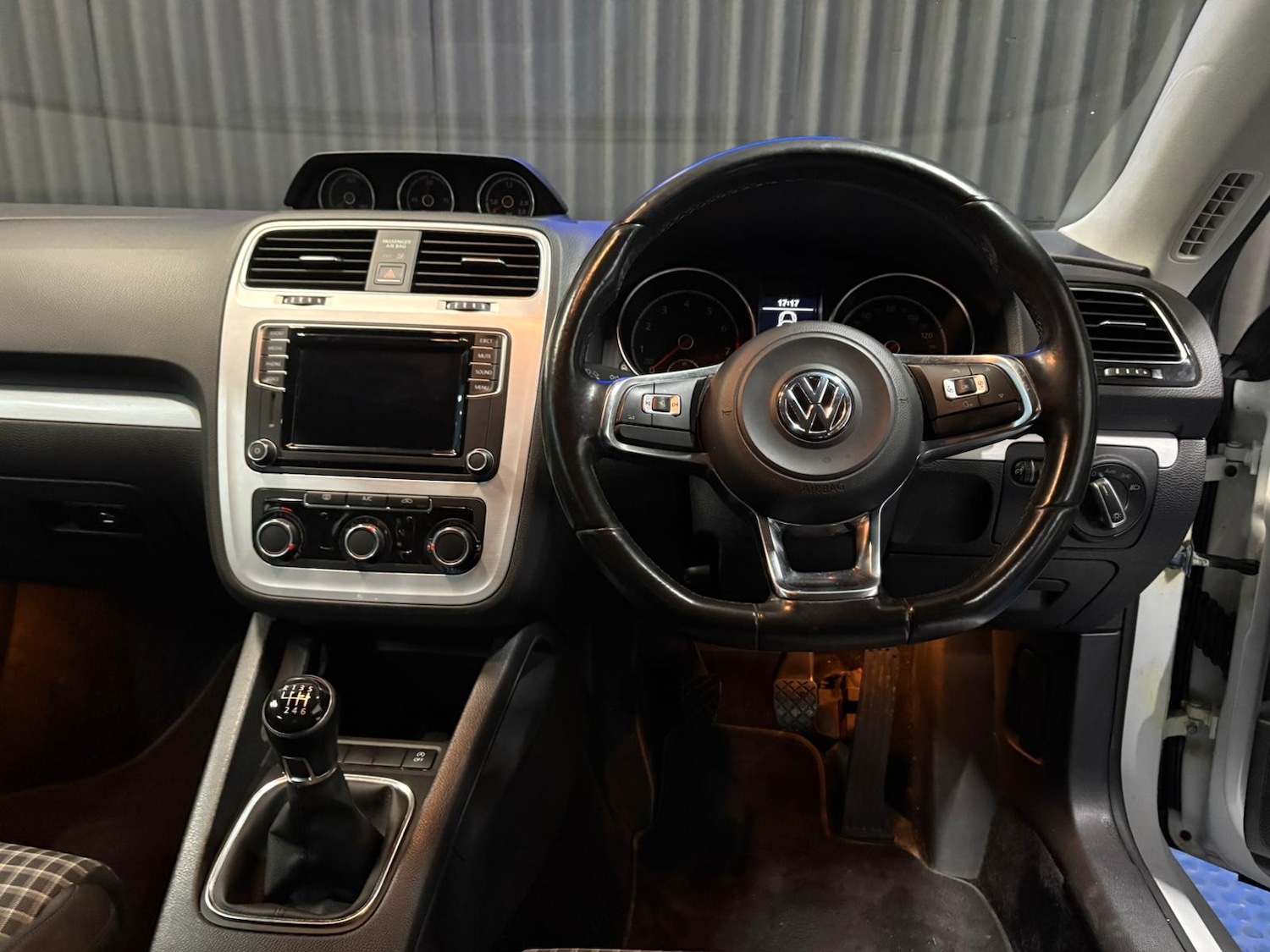 Used Volkswagen Scirocco 2016 for sale - 77118883: Photo 16