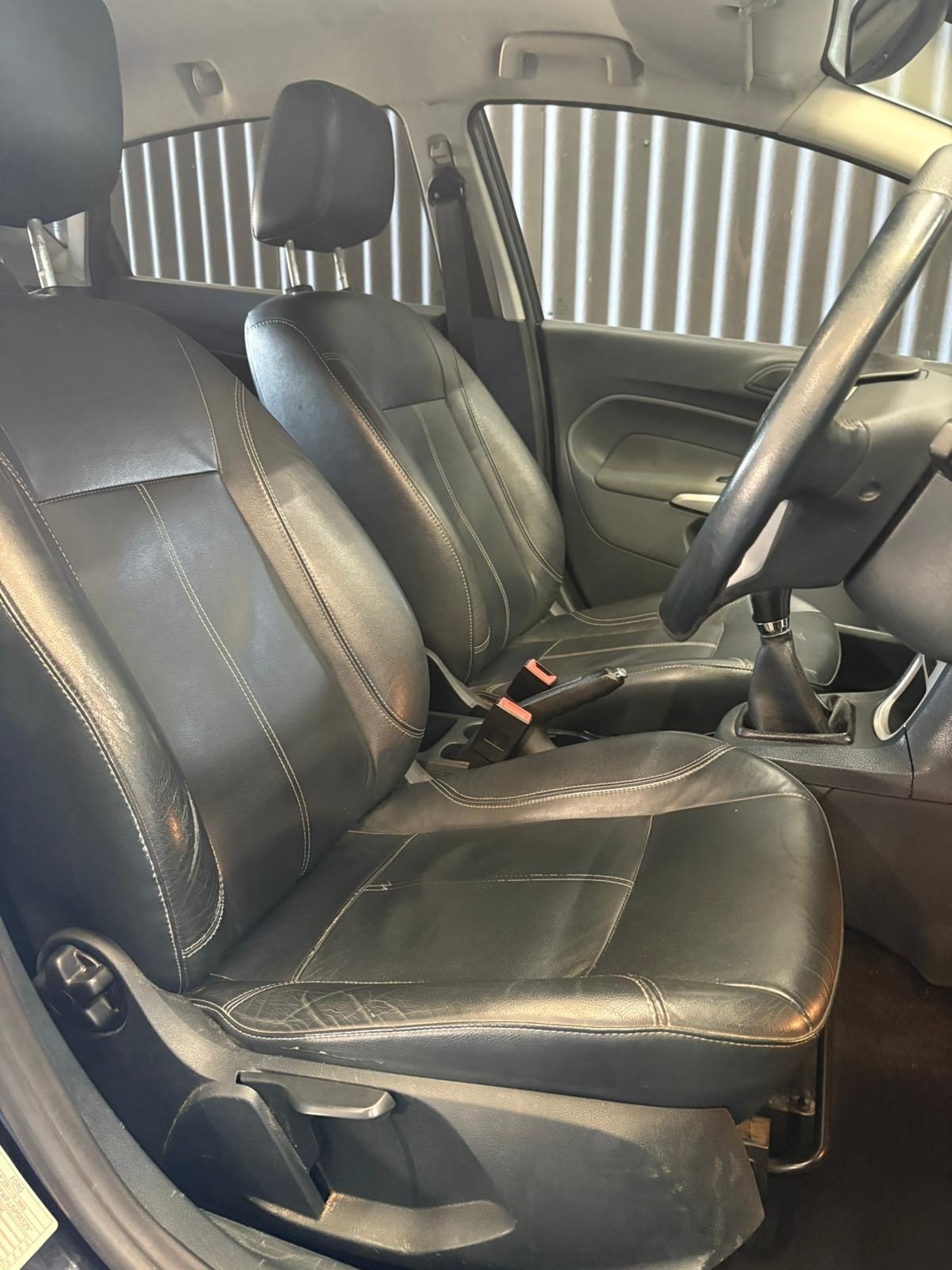 Used Ford Fiesta 2009 for sale - 76397264: Photo 11