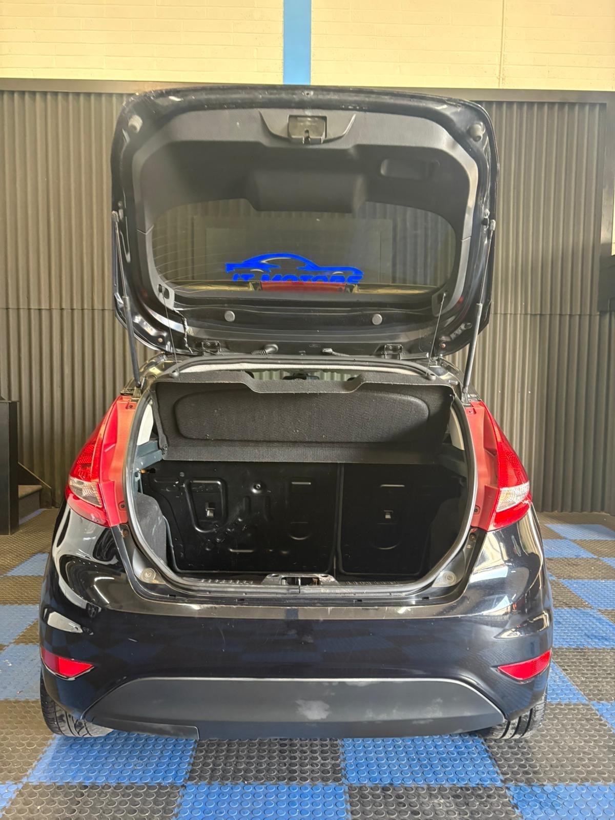 Used Ford Fiesta 2009 for sale - 76397264: Photo 23