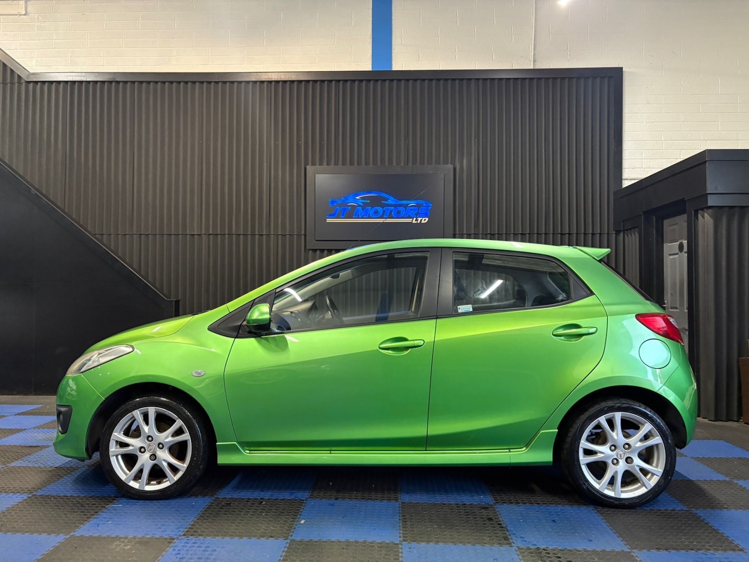 Used Mazda Mazda2 2008 for sale - 77118900: Photo 5