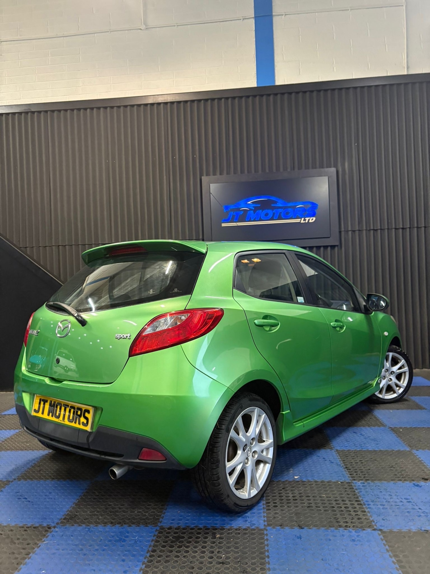 Used Mazda Mazda2 2008 for sale - 77118900: Photo 8