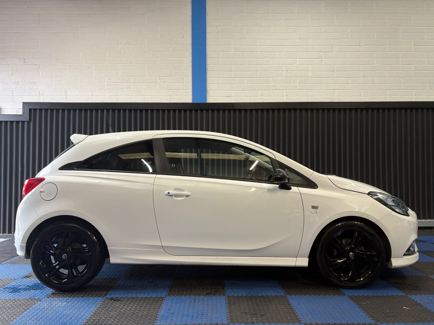 Used Vauxhall Corsa 2015 for sale - 76831250: Photo 5