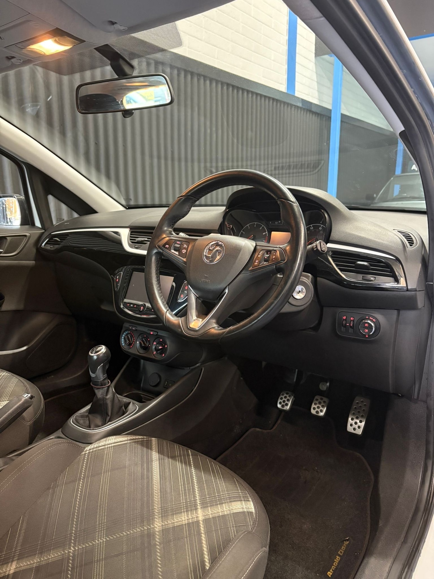 Used Vauxhall Corsa 2015 for sale - 76831250: Photo 9