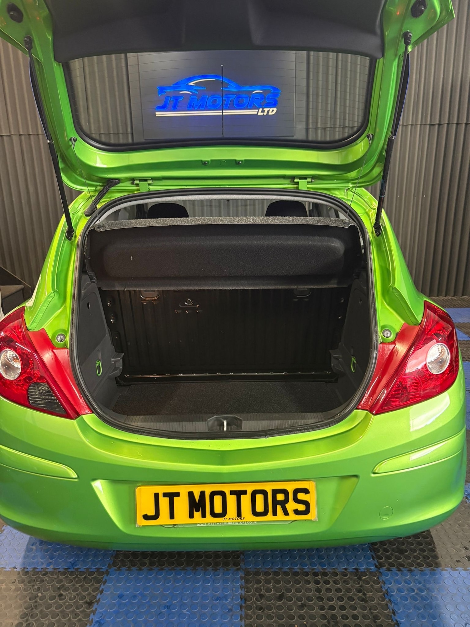 Used Vauxhall Corsa 2013 for sale - 76740801: Photo 18